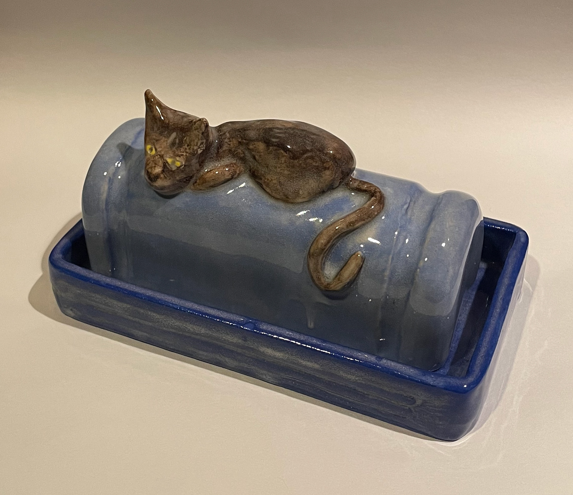 Cat on a pillow butter dish