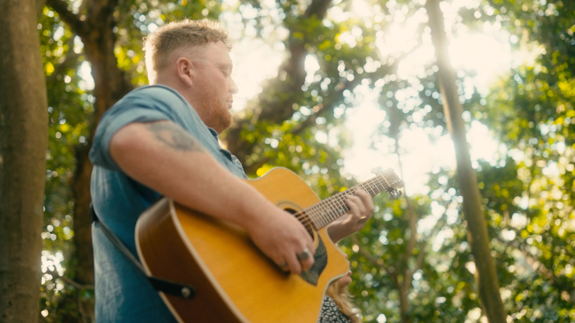 DOP, EDITOR, COLOURIST (SPACES BETWEEN MUSIC VIDEO)