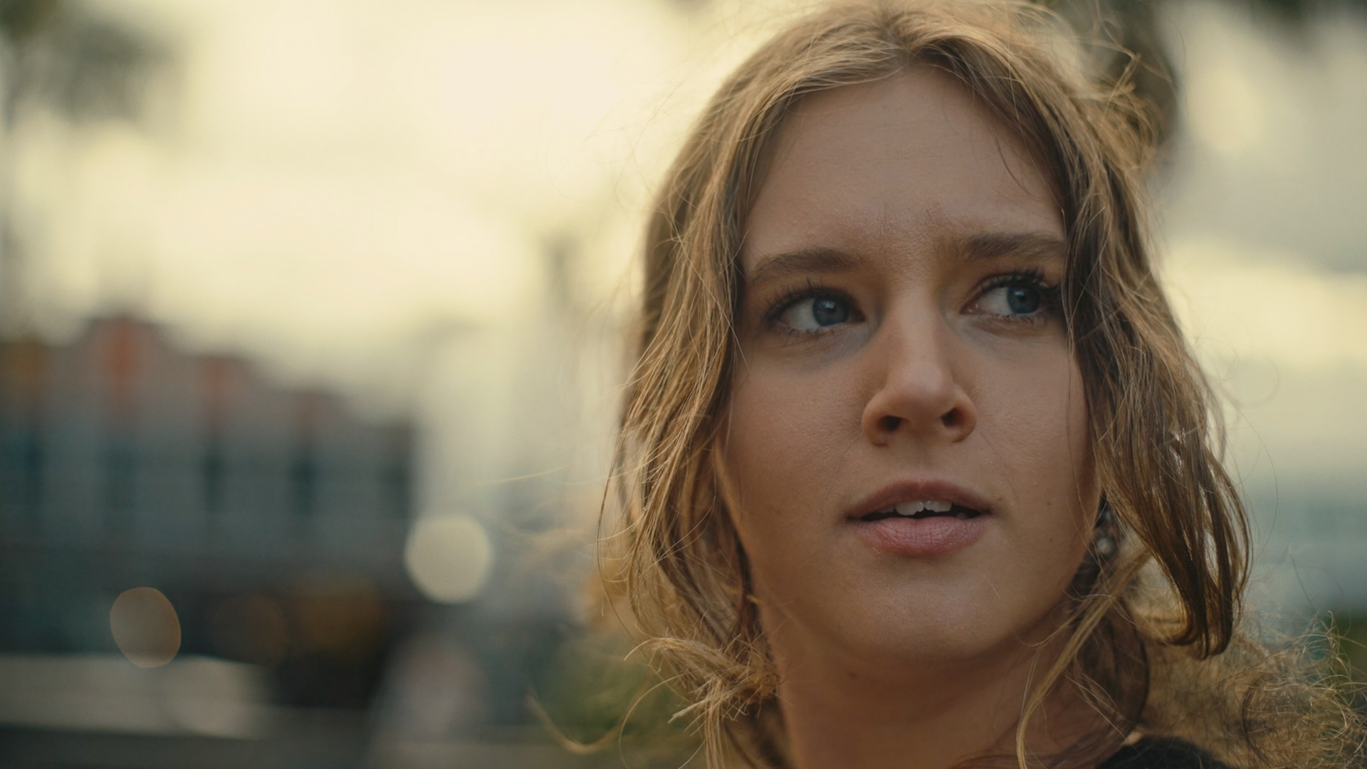 DOP, EDITOR, COLOURIST (SPACES BETWEEN MUSIC VIDEO)