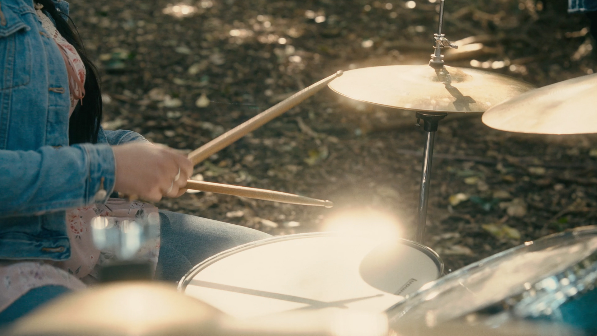 DOP, EDITOR, COLOURIST (SPACES BETWEEN MUSIC VIDEO)