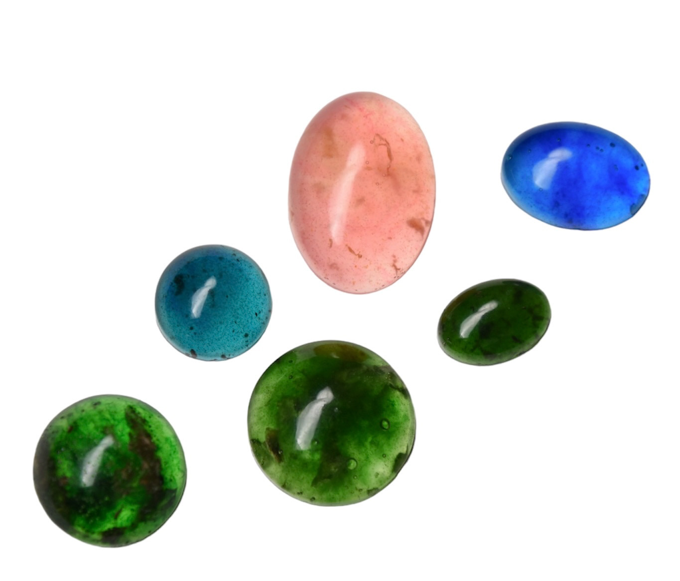 Dyed stones