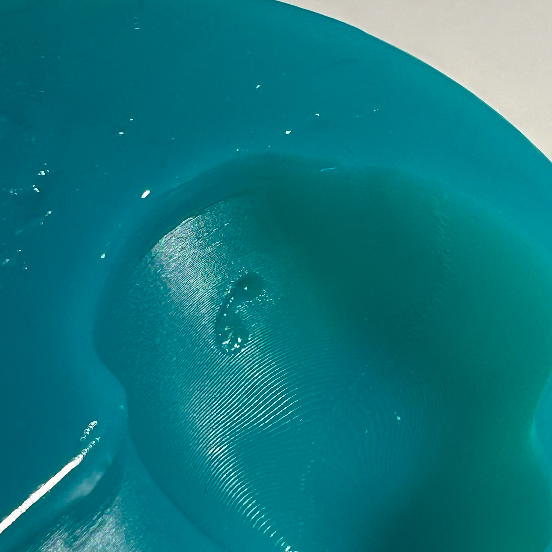 A small air bubble in the silicone mould