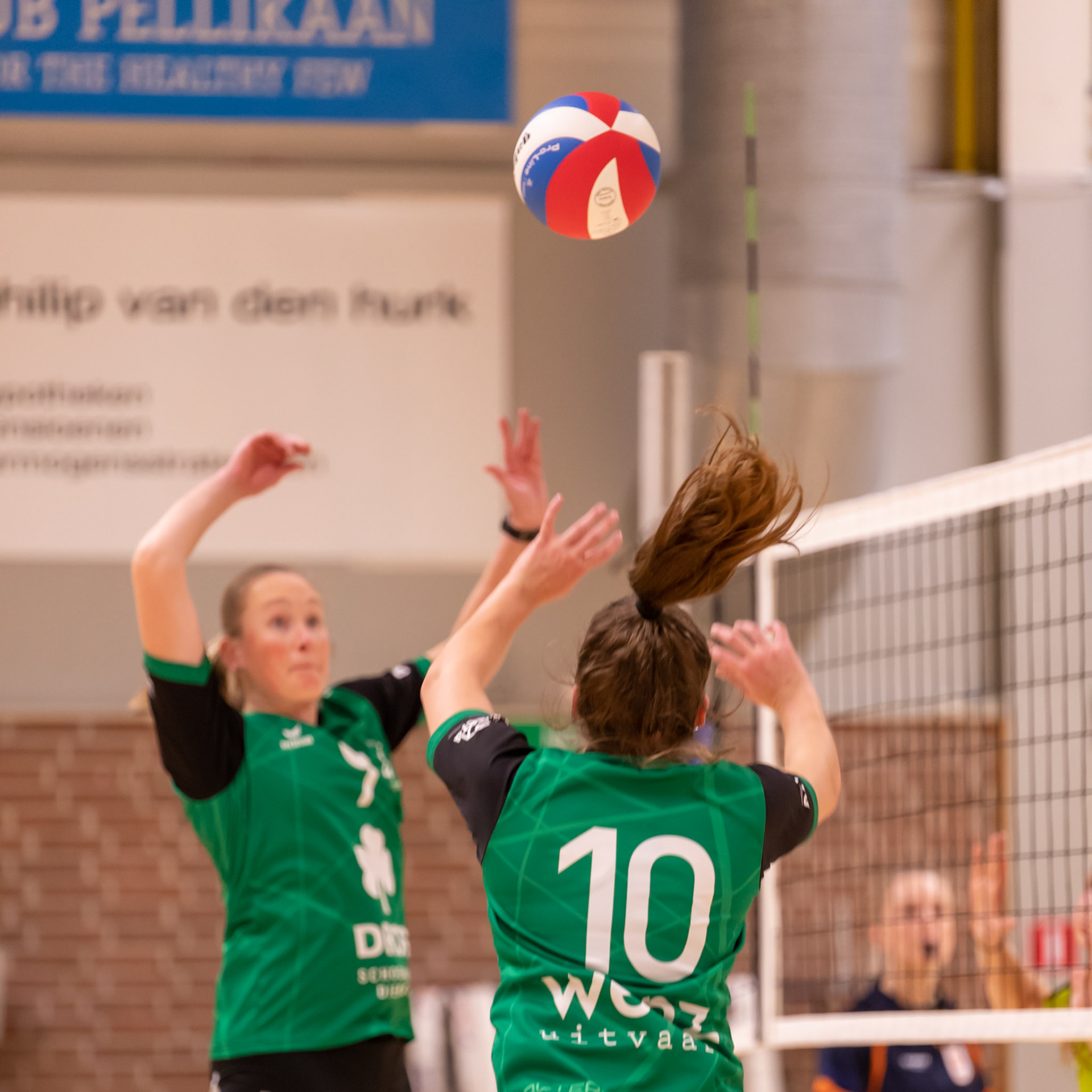 Spelverdeler en aanvaller