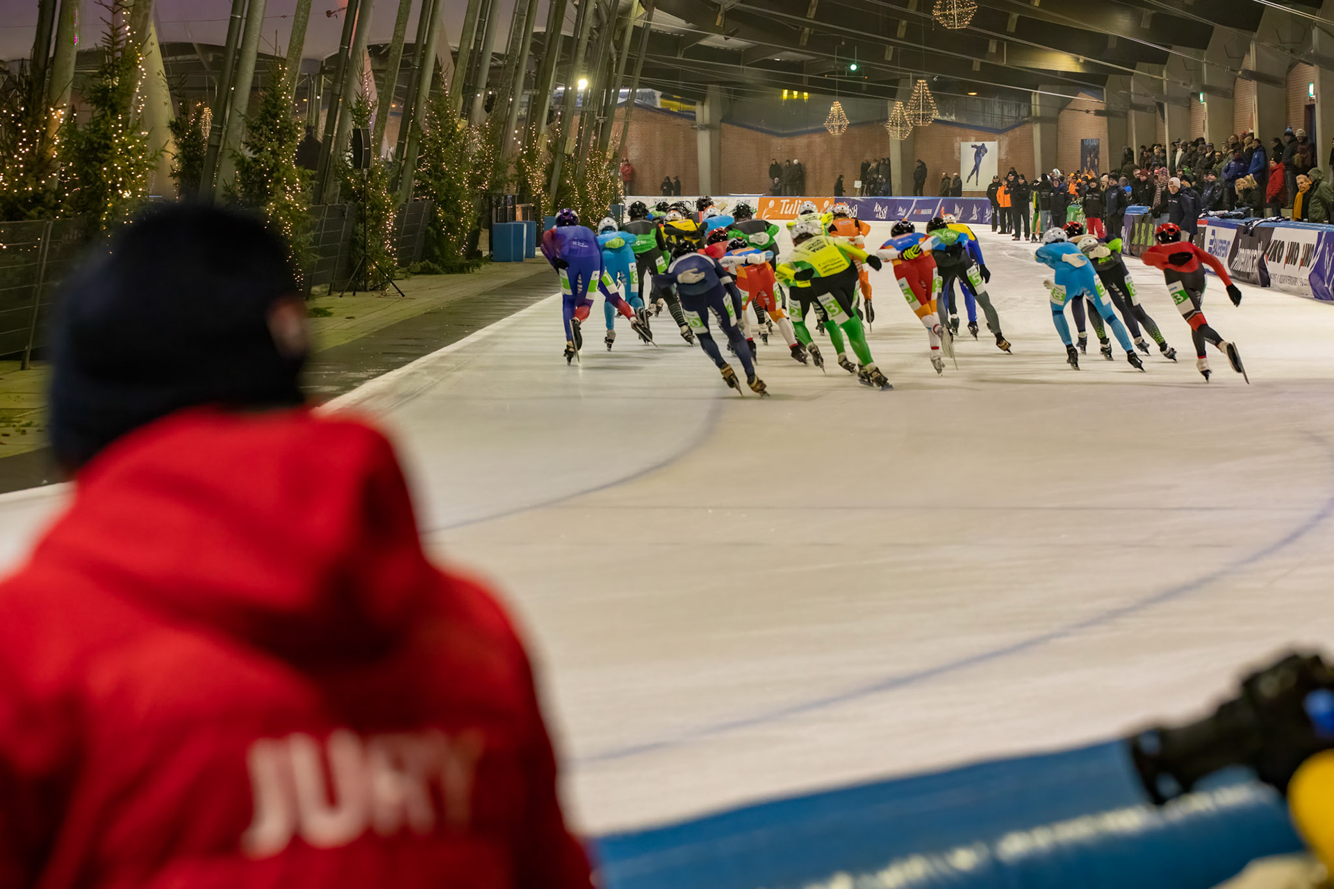 De jury kijkt toe ...