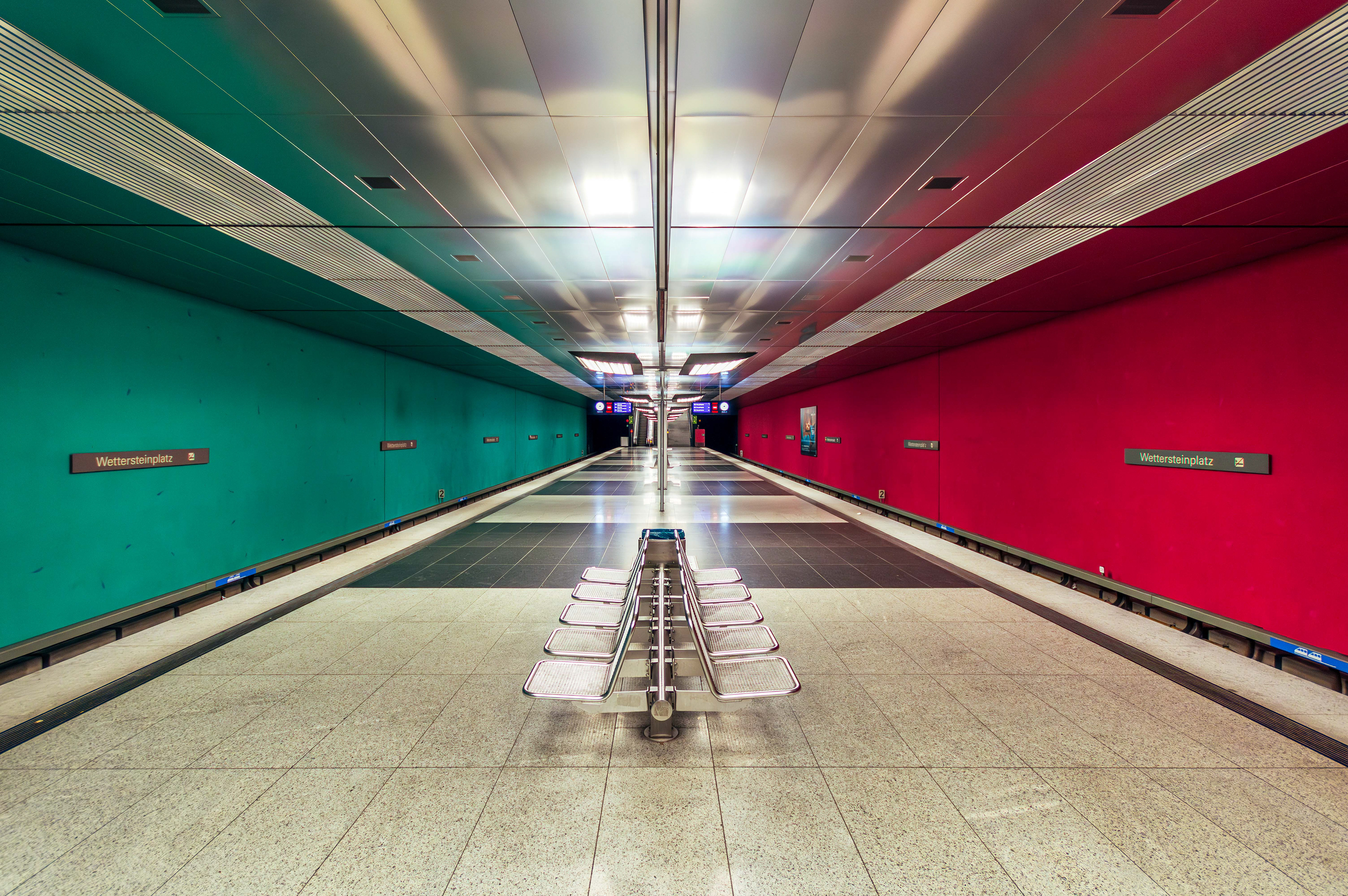 35 Wettersteinplatz U-Bahn-Station, München 2016