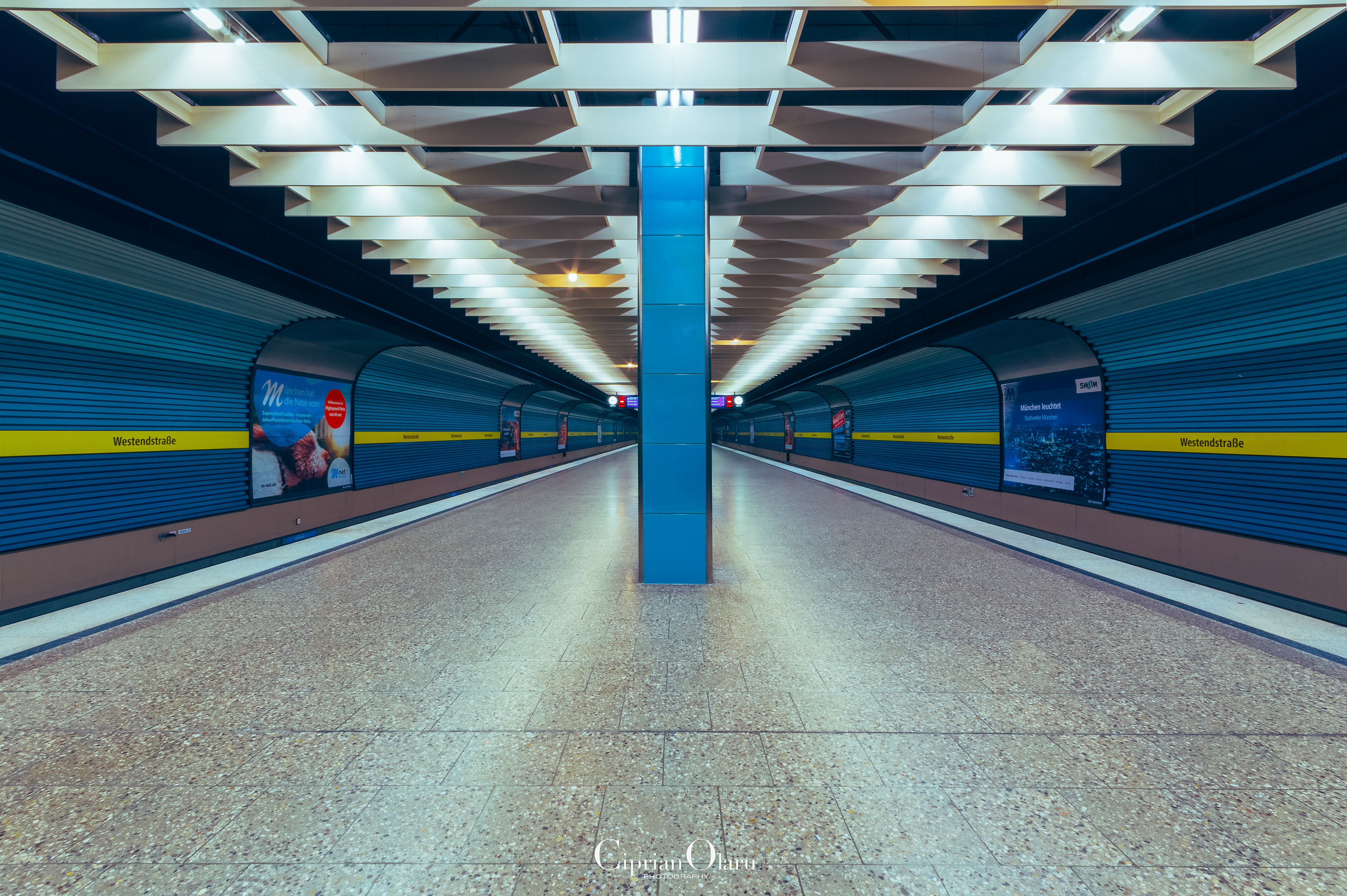 Westendstraße U-Bahn-Station, München 2016