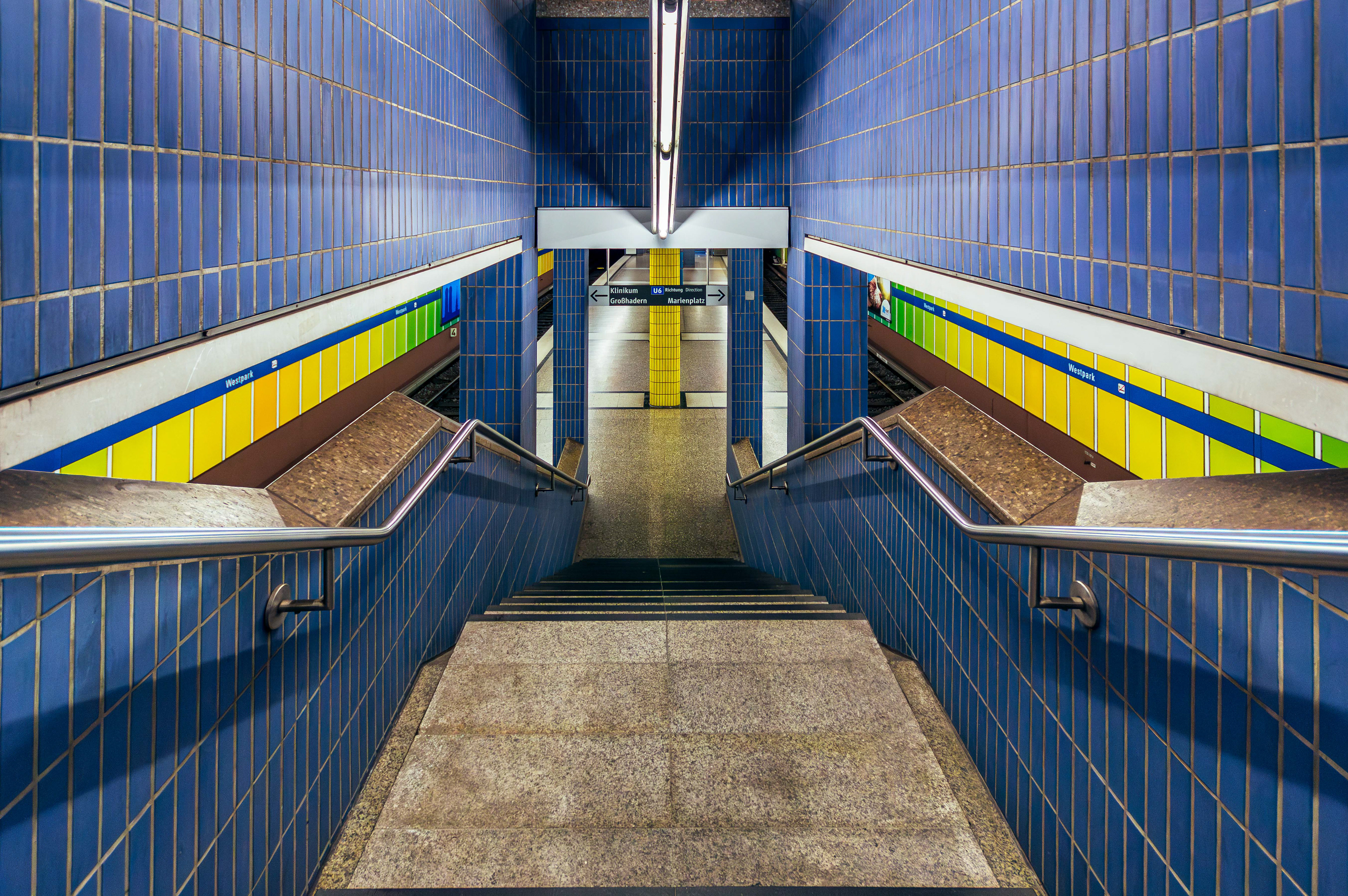 26 Westpark U-Bahn-Station, München 2016