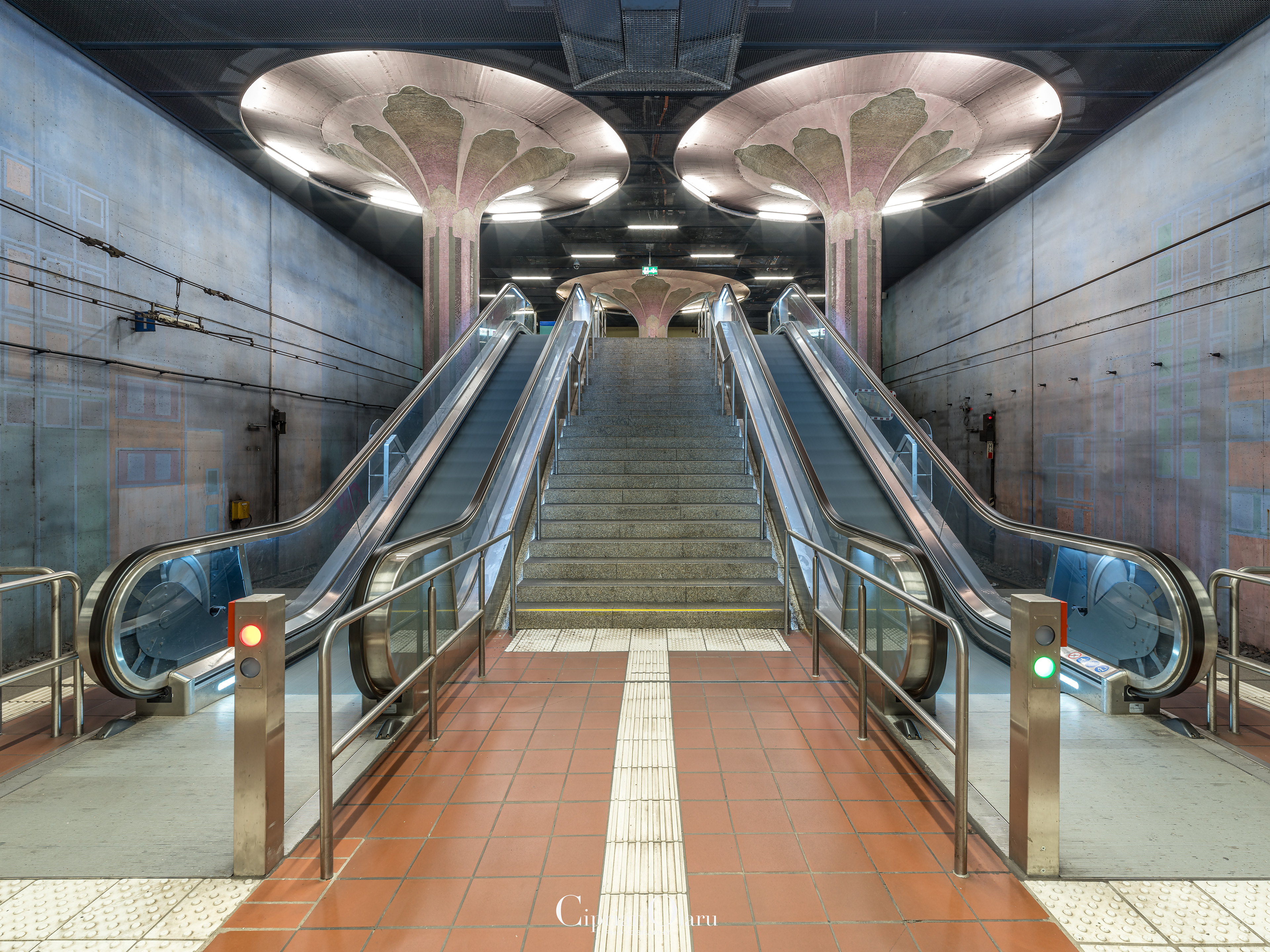 Westend U-Bahn-Station, Frankfurt am Main 2024