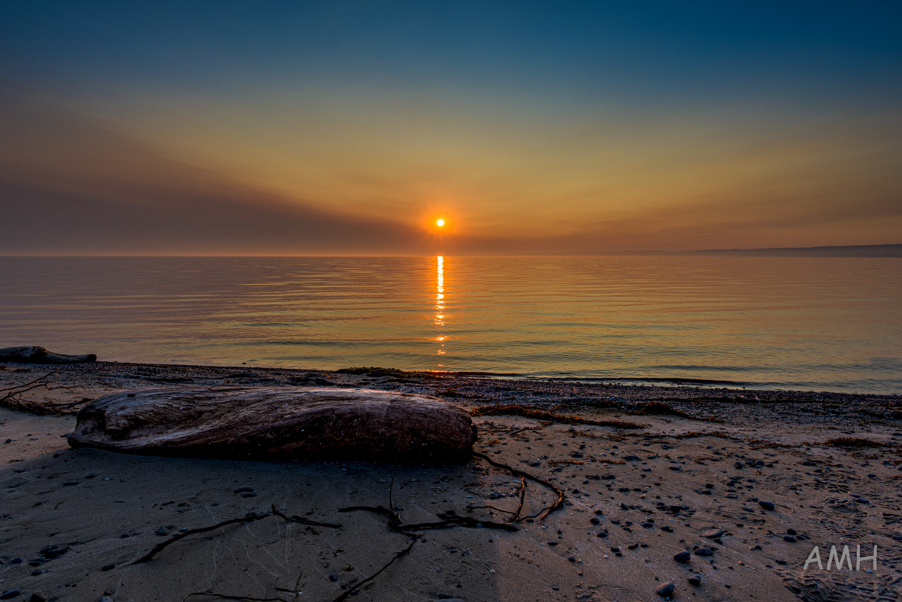 Nikon D810 + 20mm 1.8G