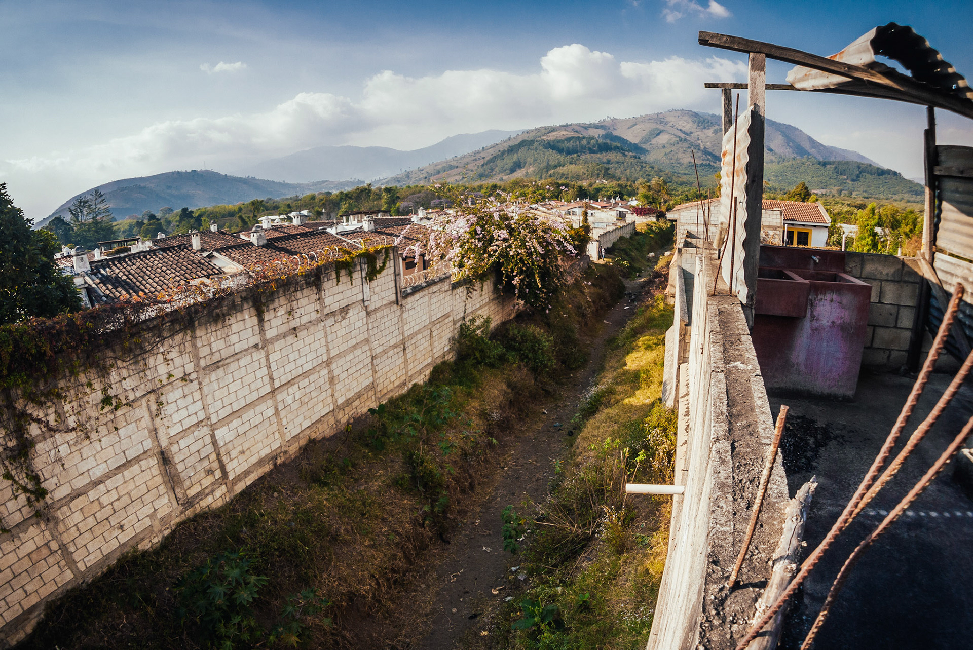 Drainage ditches can be picturesque too! Right!?