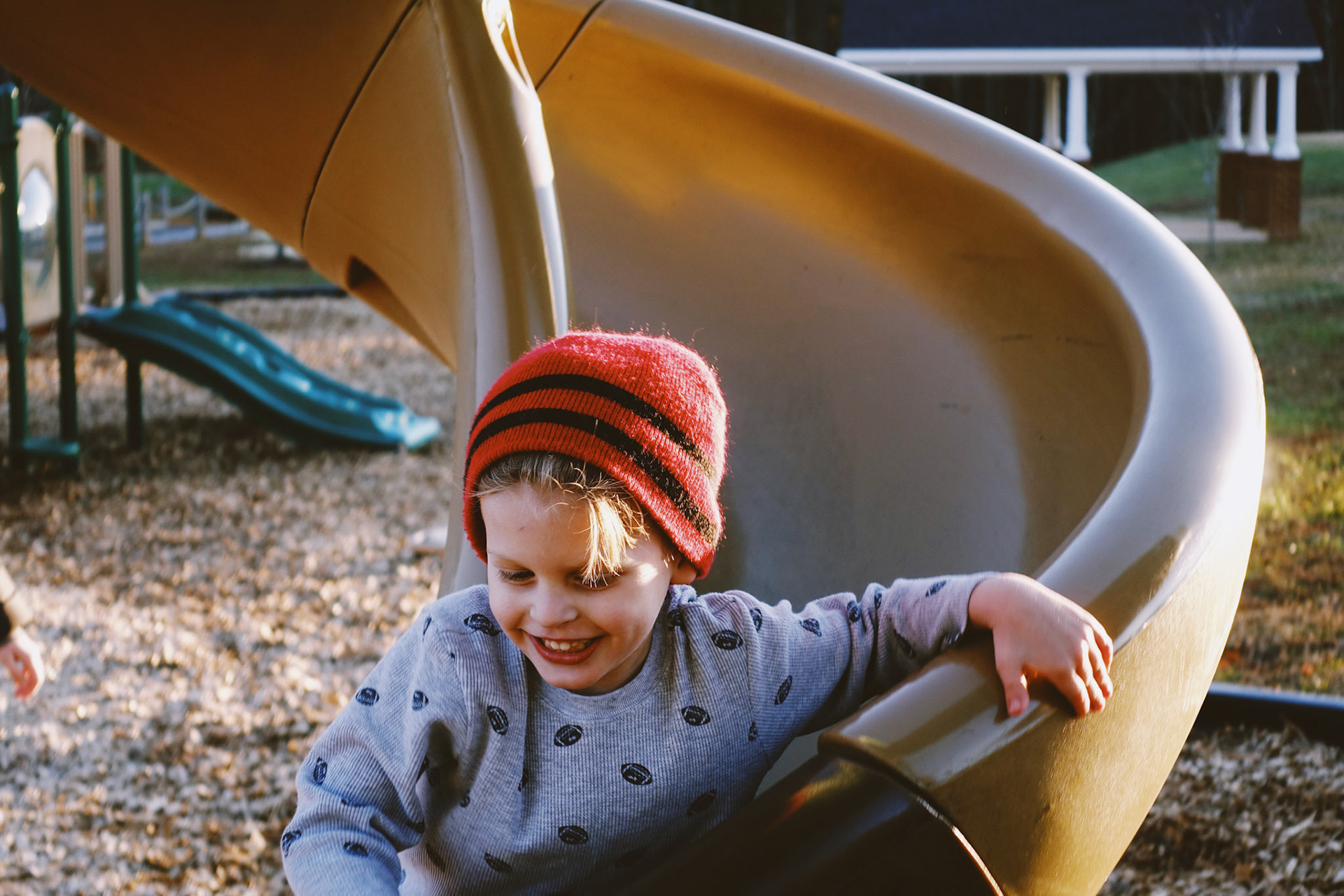                                 Processed with VSCO with av8 preset