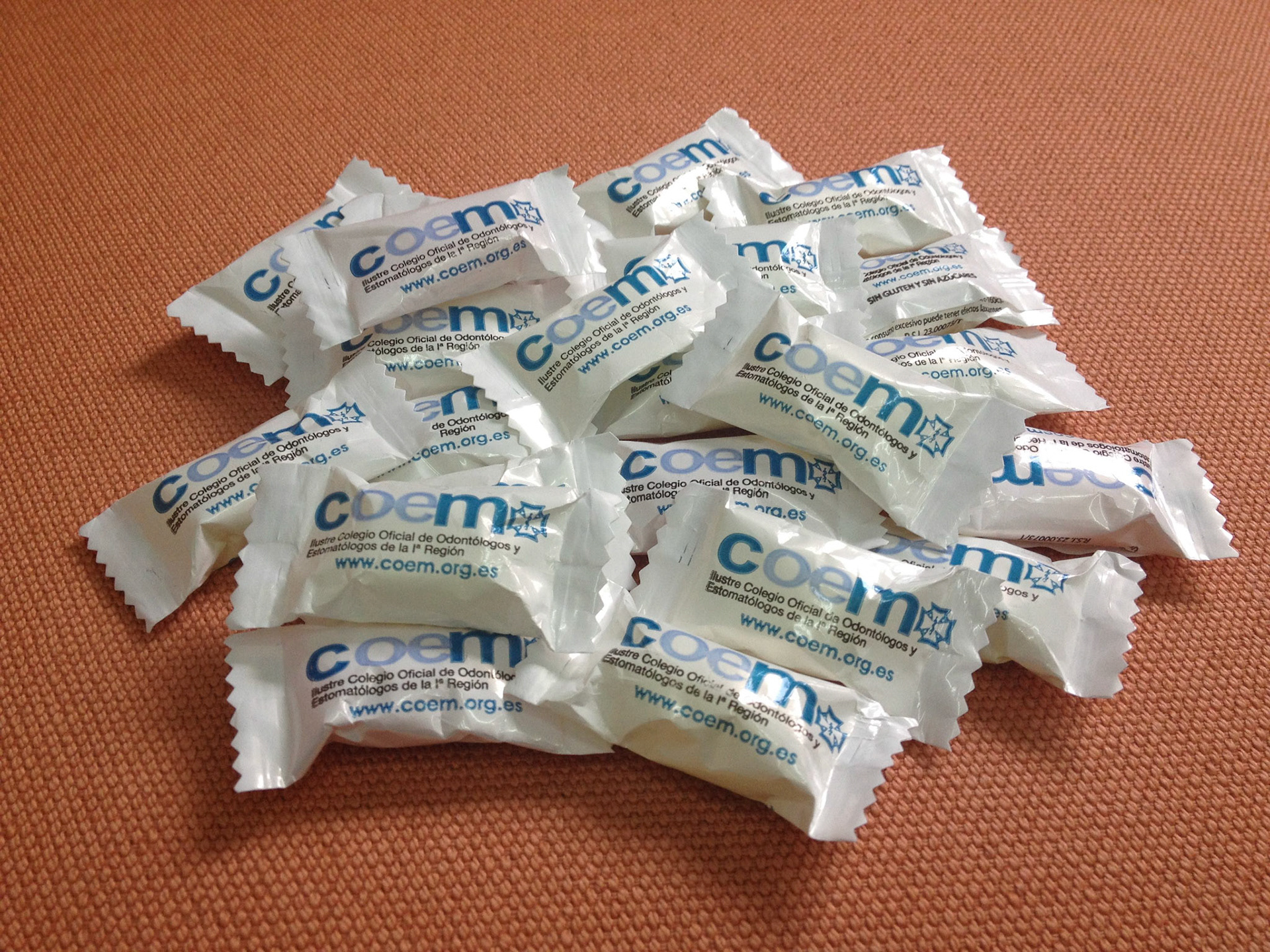Caramelos del Colegio Oficial de Odontólogos y Estomatólogos de la 1ª Región