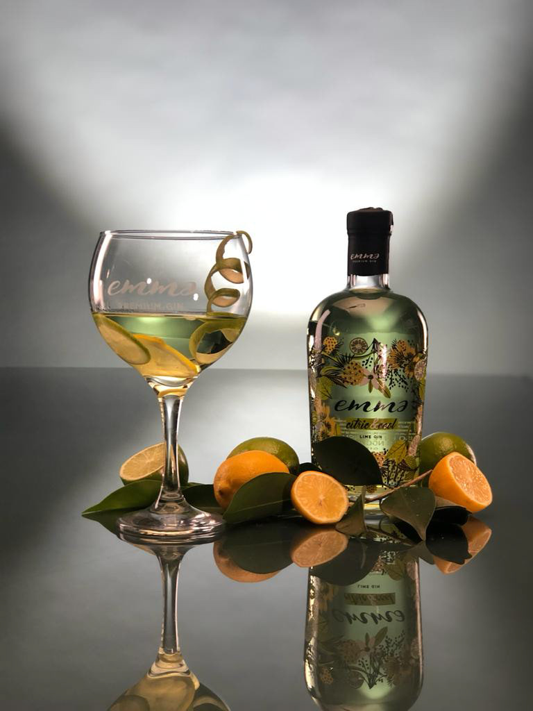 Art: Patricia Flores