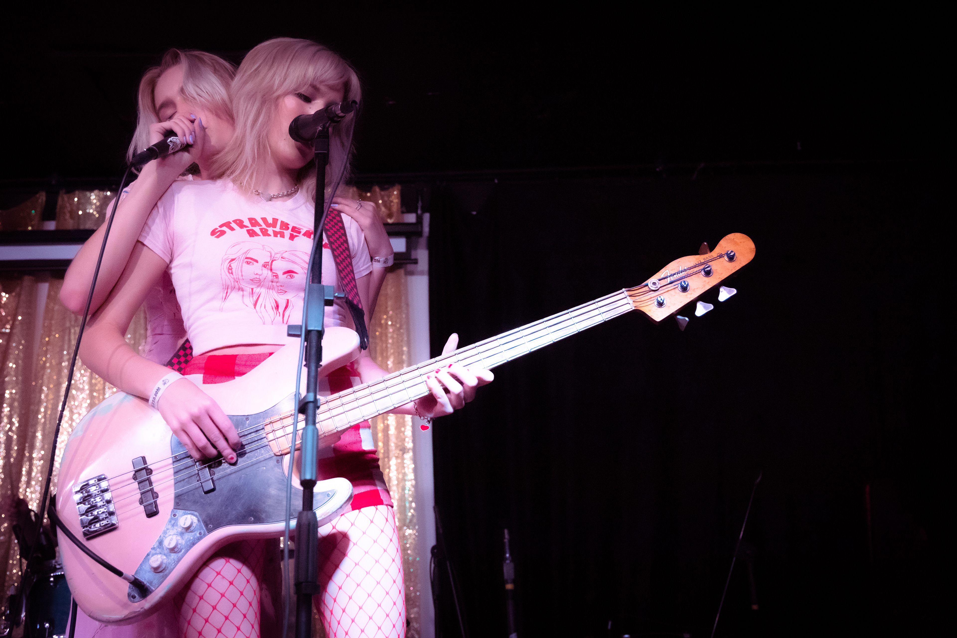 Strawberry Army @ Queen Bee's