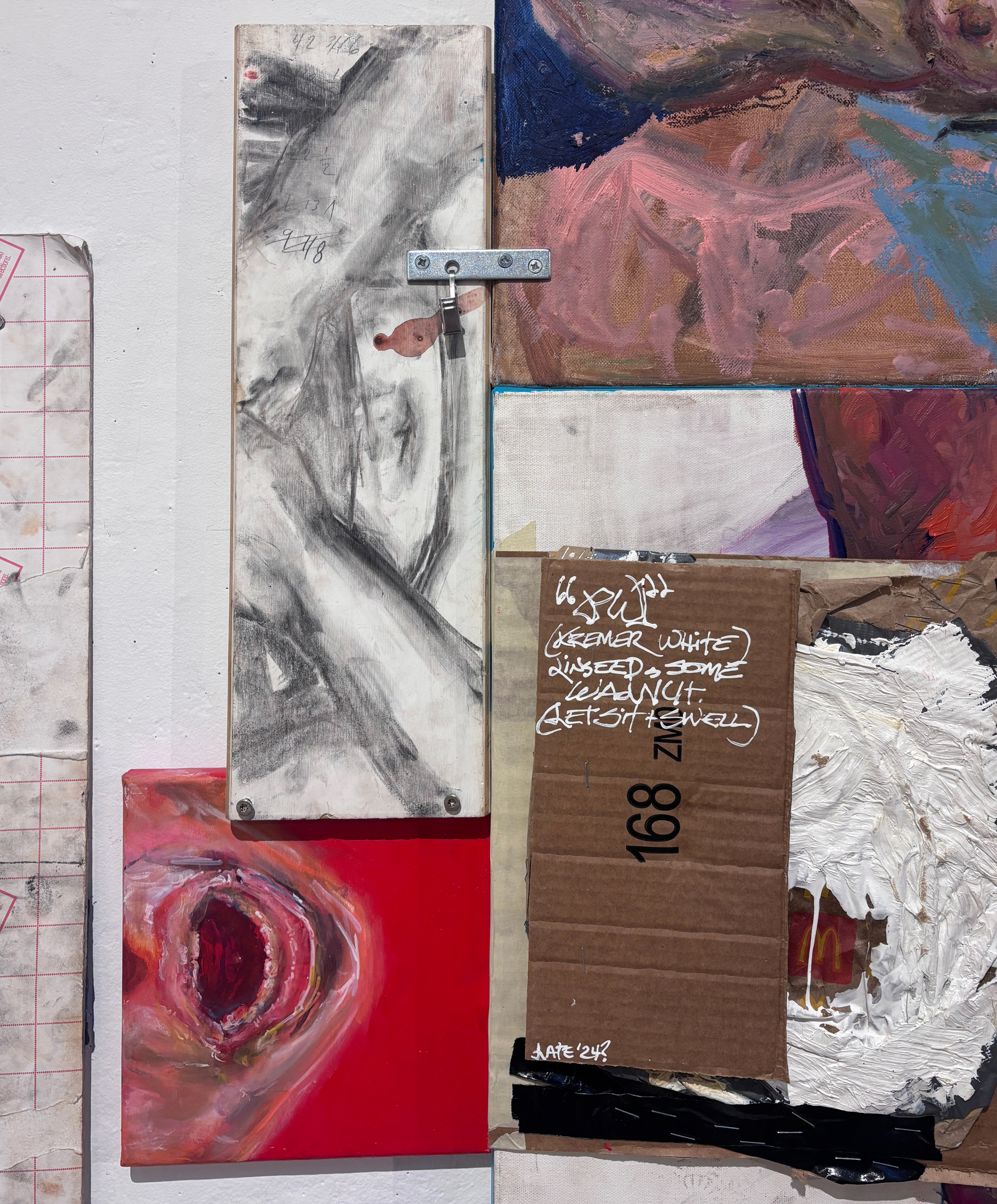 Stomach showing, leg hidden