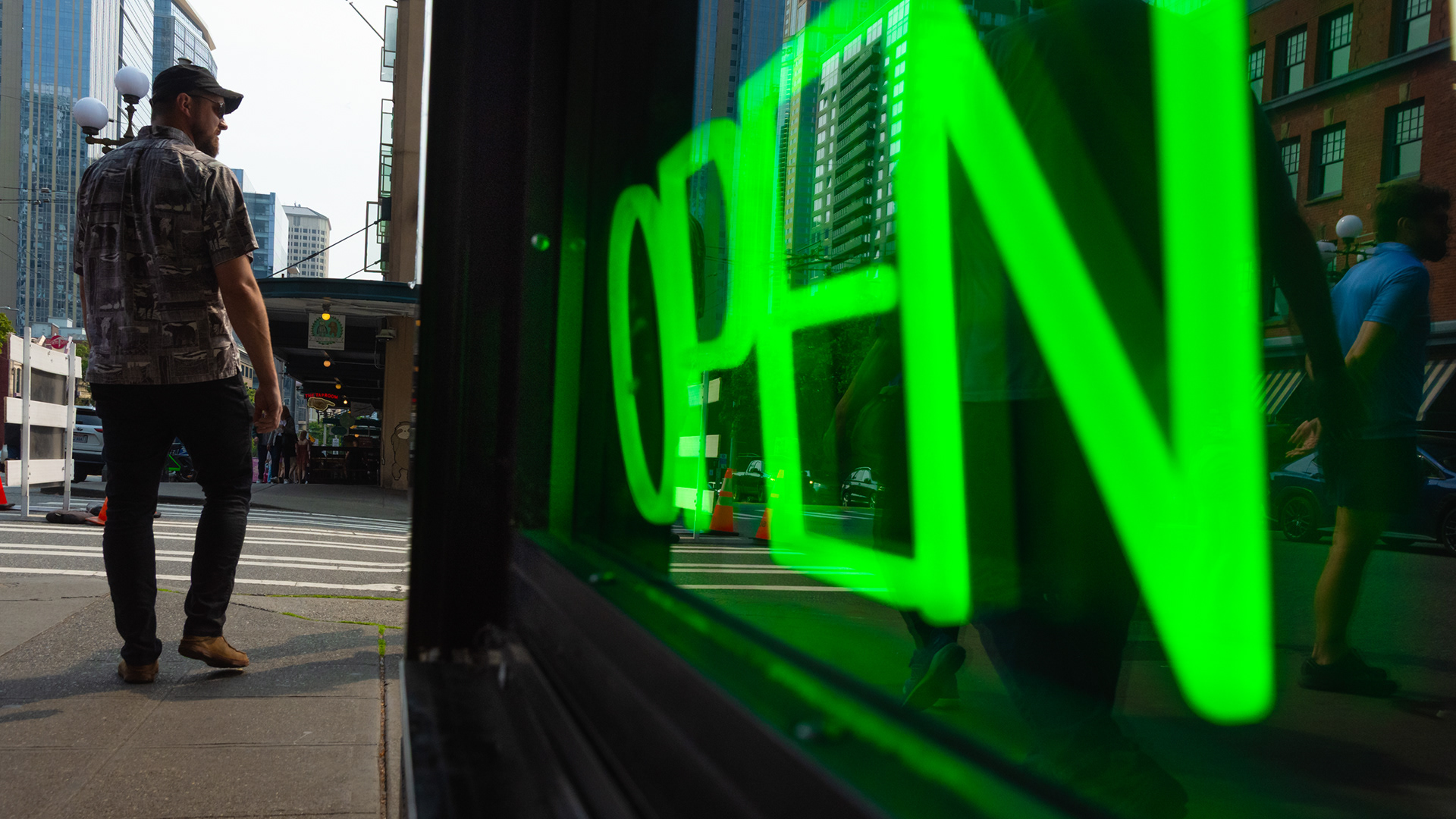 Status - Downtown Seattle, WA