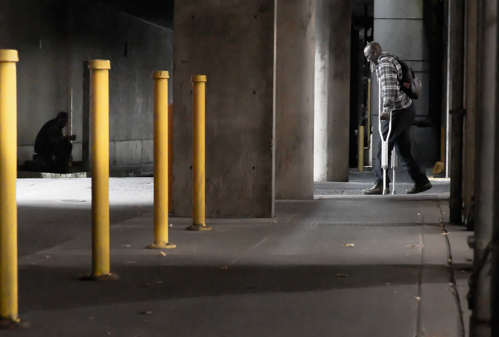 Transiting the Alley, downtown Harrisburg, PA