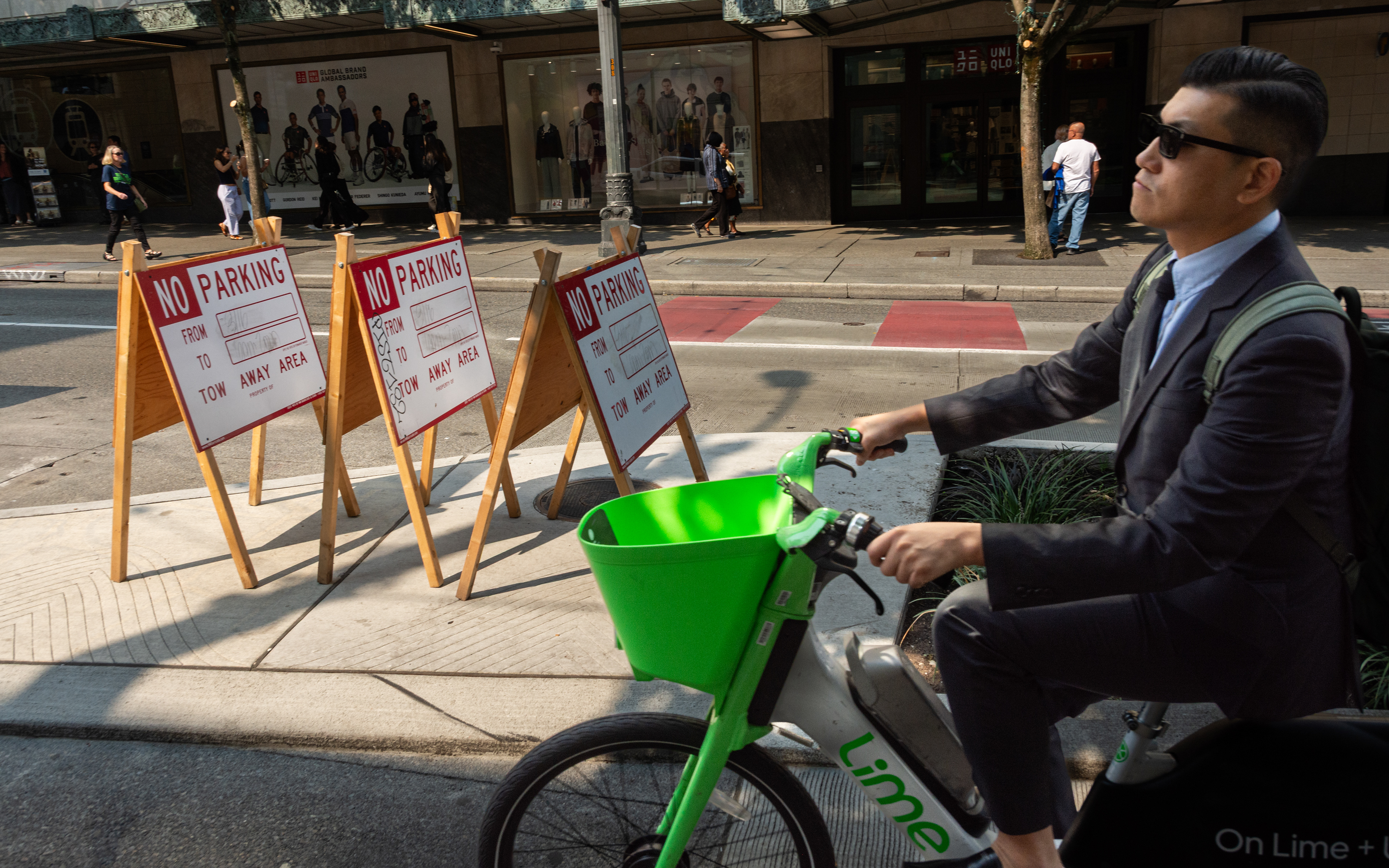 City Cycling Man - Seattle