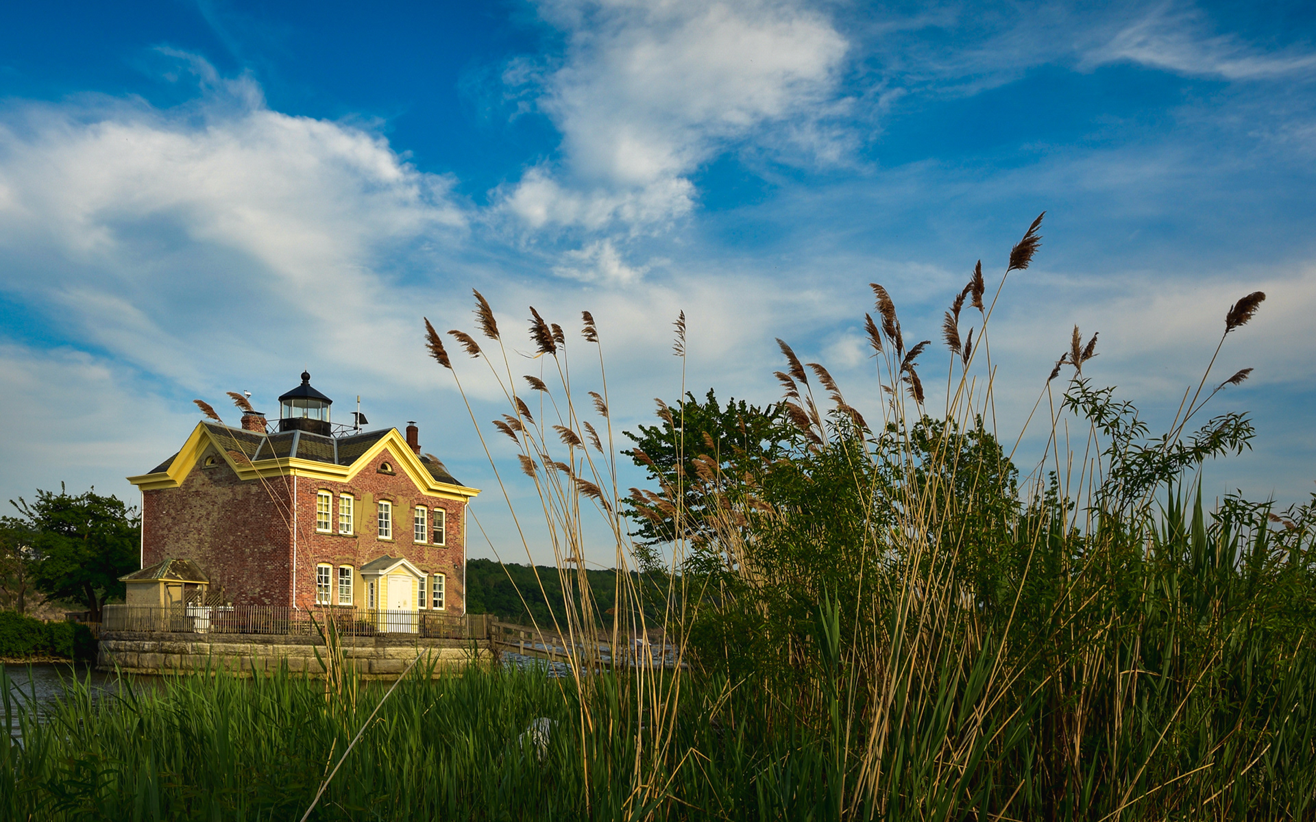 Saugerties Lighthouse, Hudson River, Ulster County's village of Saugerties., NY
