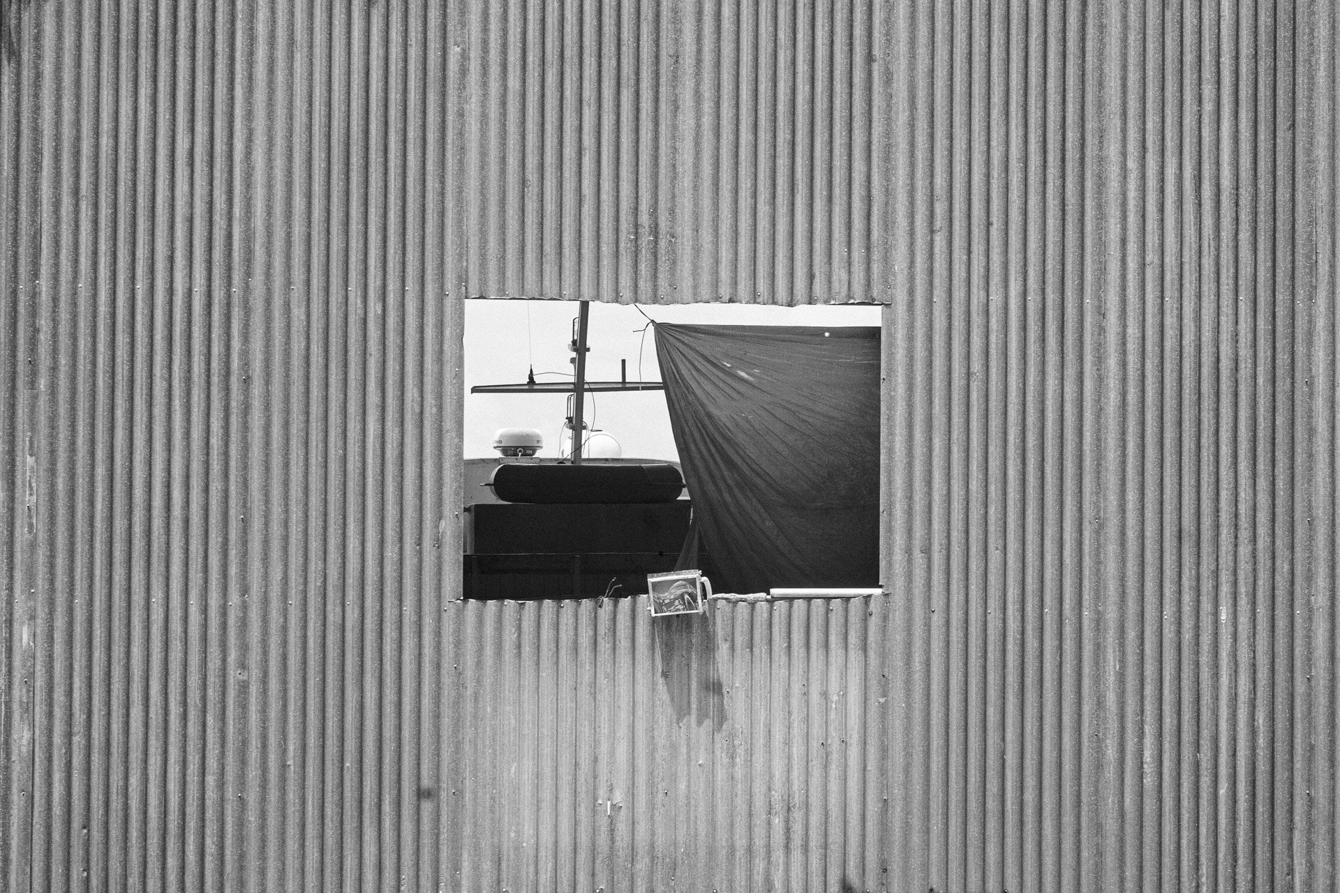 4. Dock Window