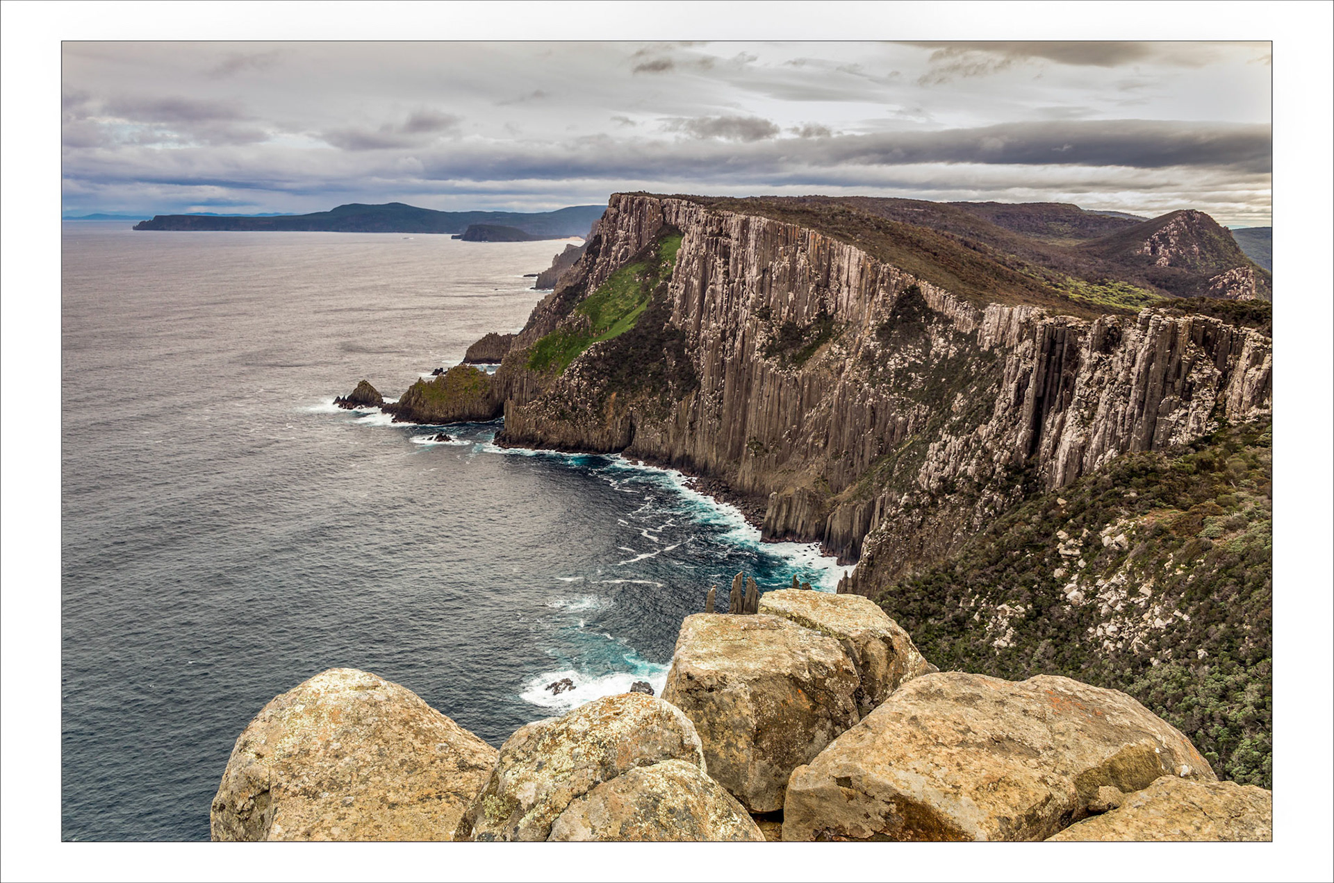 View from the Cape Pillar track over Sheepwash Bay 2