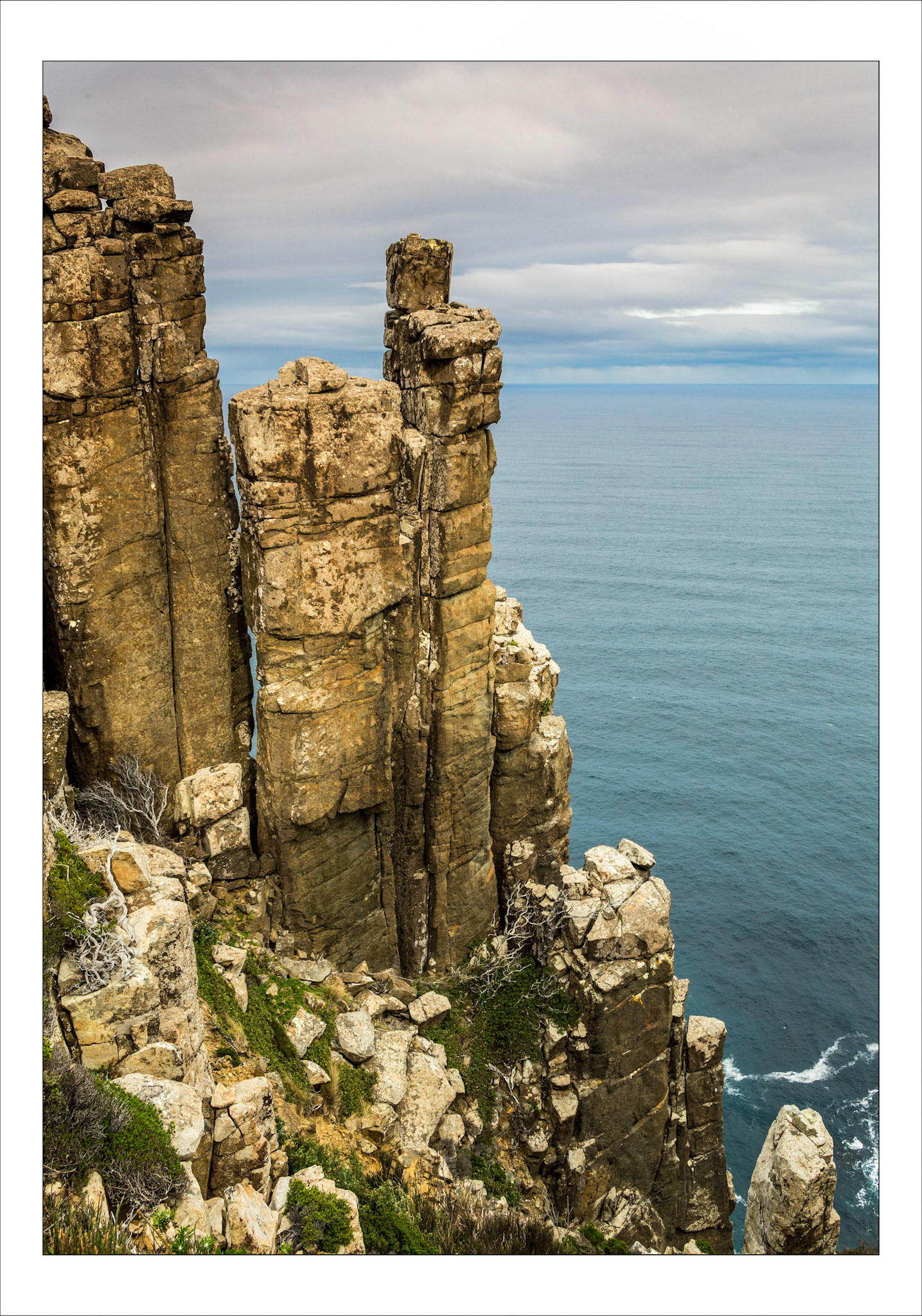 View from the Cape Pillar track over Sheepwash Bay 6
