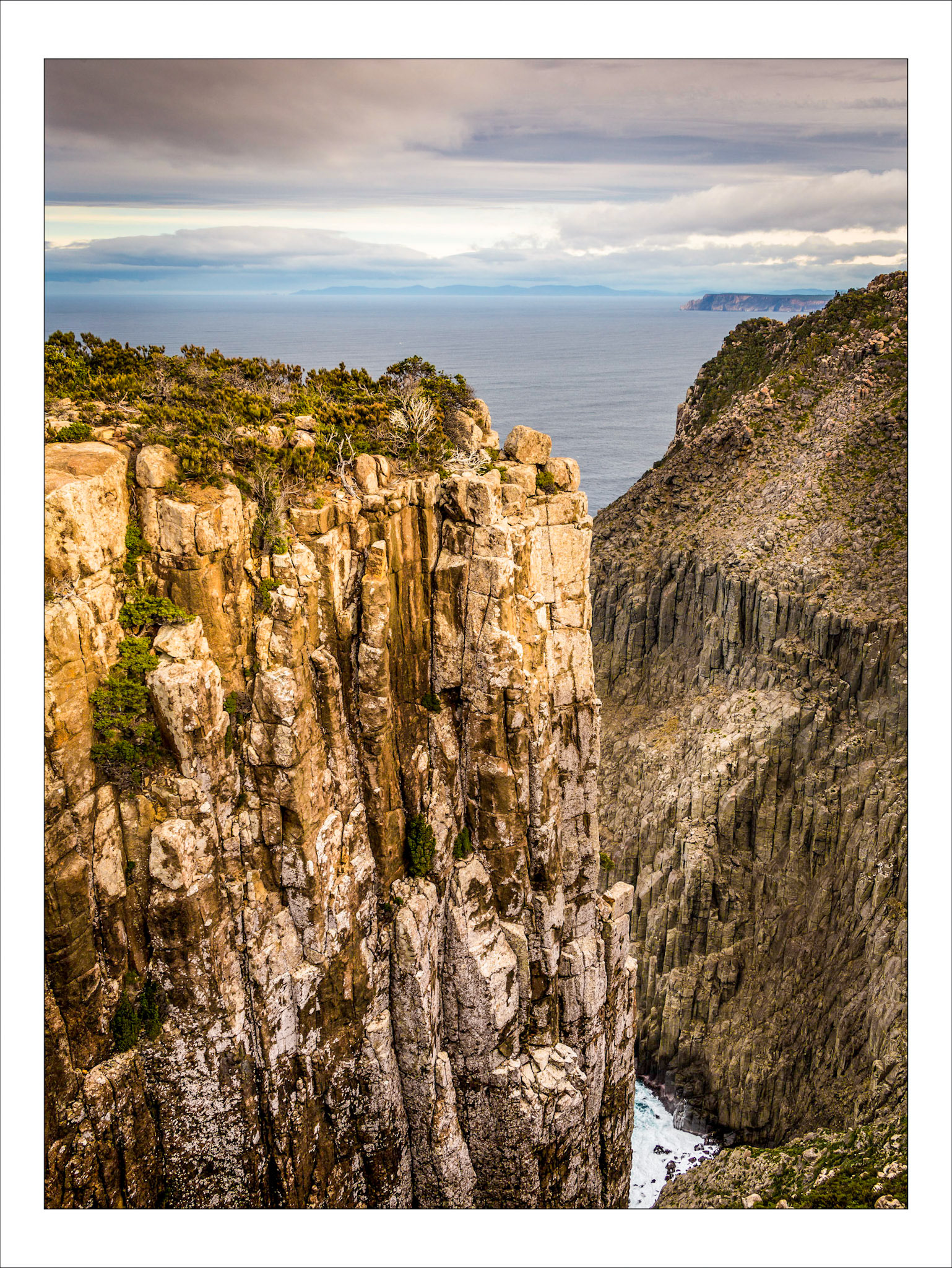 View from the Cape Pillar track over Sheepwash Bay 1