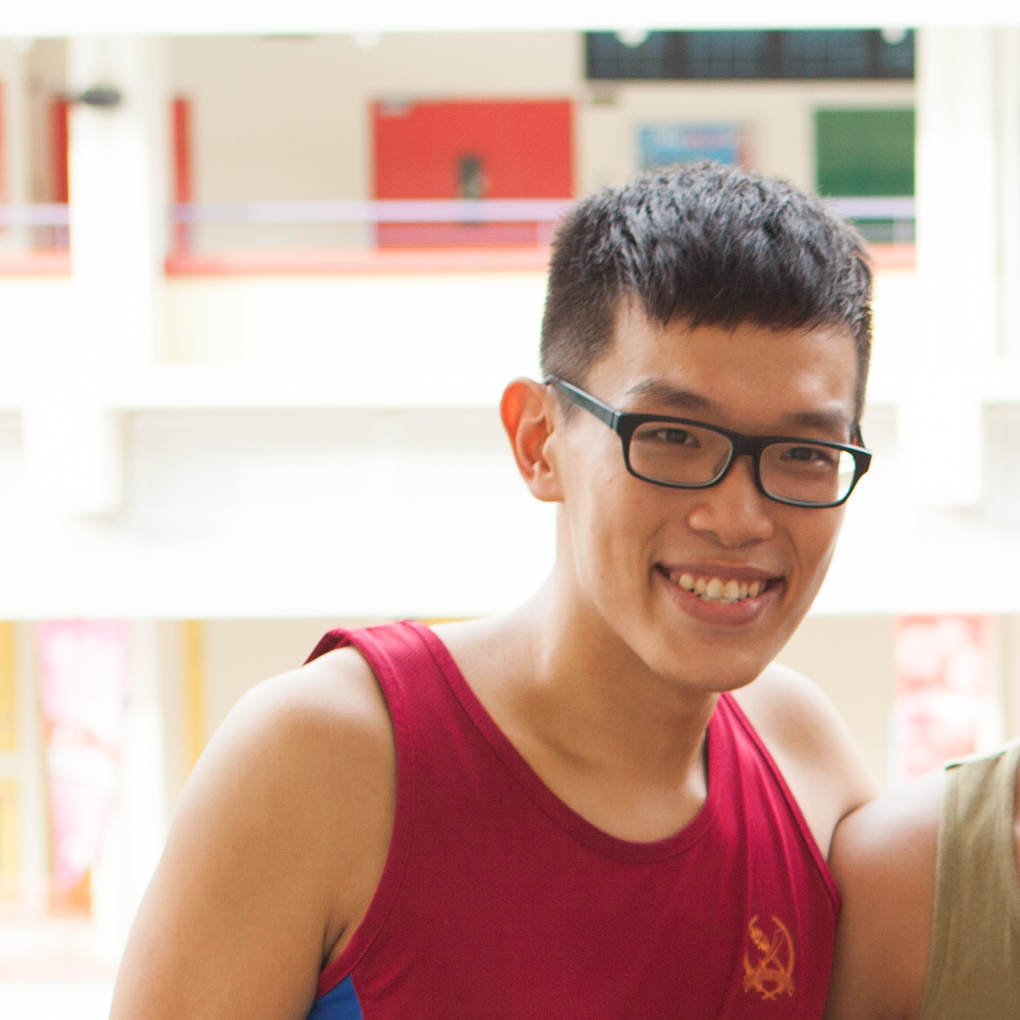 Loo Bin Hui volunteered for Unseen Art when he was an Officer in Training in OCS. He is really glad to have been offered the opportunity to help for Unseen where he can put his army knowledge and leadership training to good use. He hopes Unseen can bring to light the courage our VIs show in chasing their dreams, in keeping faith, in never letting their not seeing keep them from being unseen.