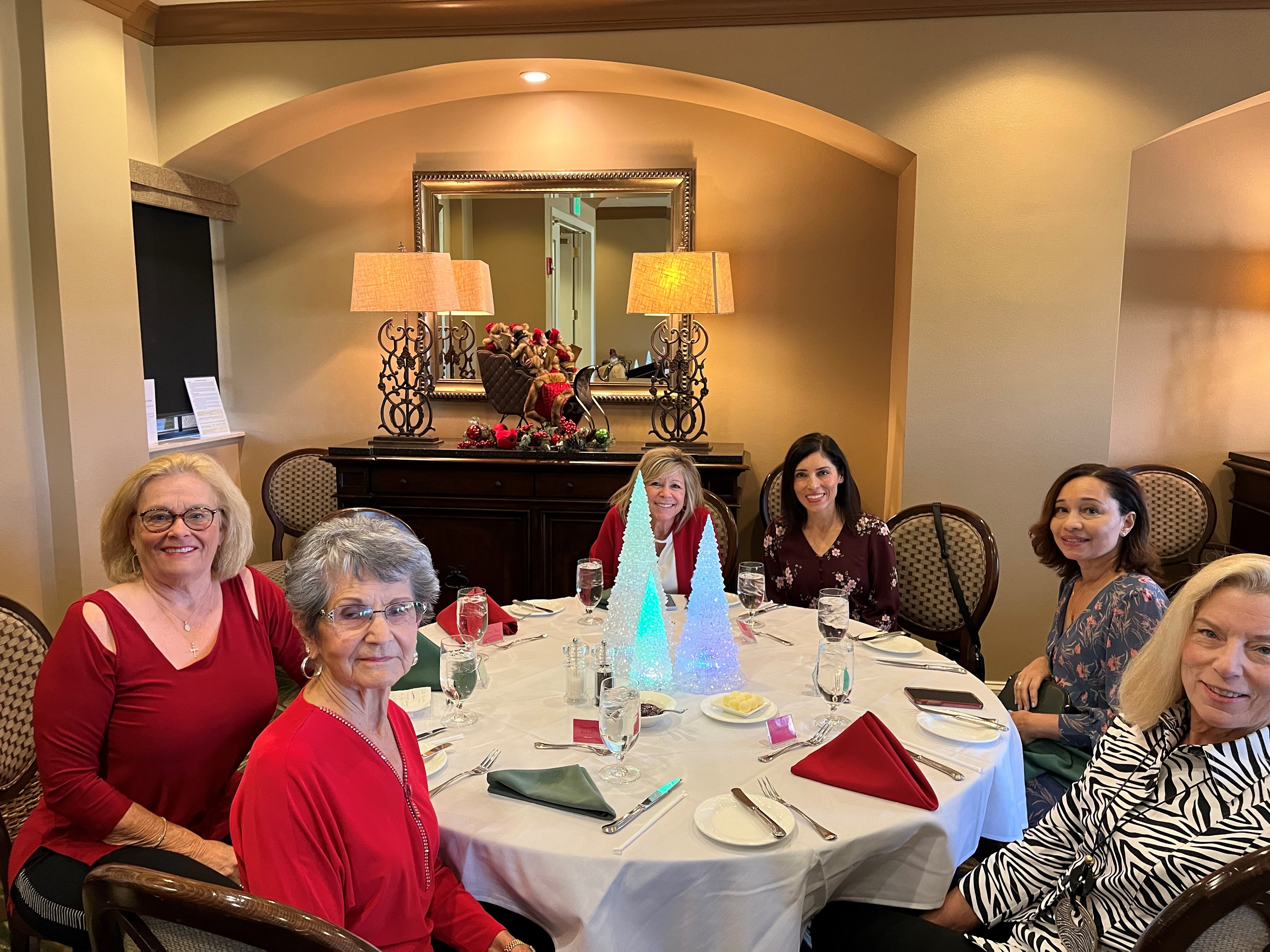 WOMENS CLUB - CHRISTMAS LUNCHEON AT HERITAGE OAKS