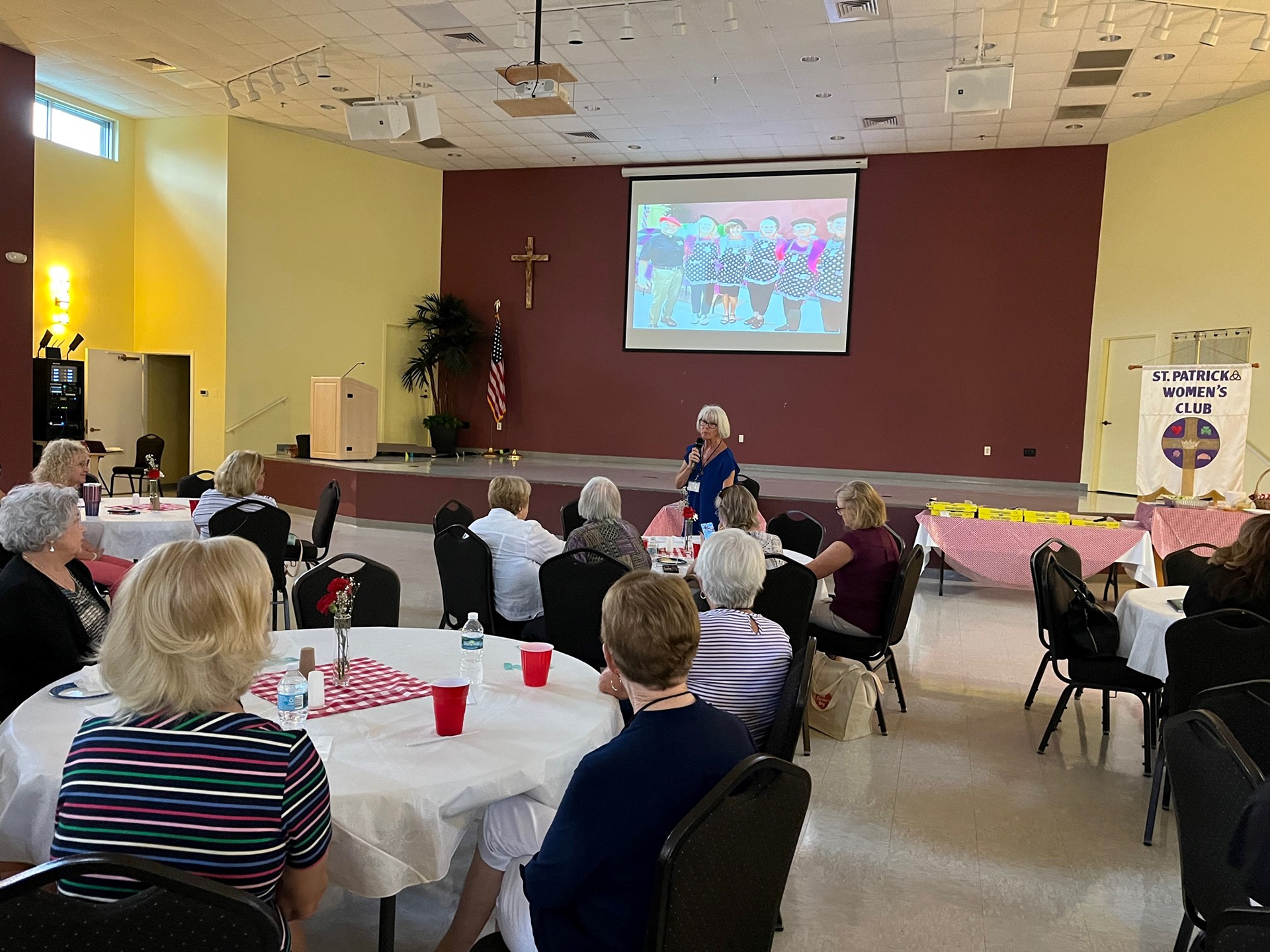 WOMEN'S CLUB MEETING
