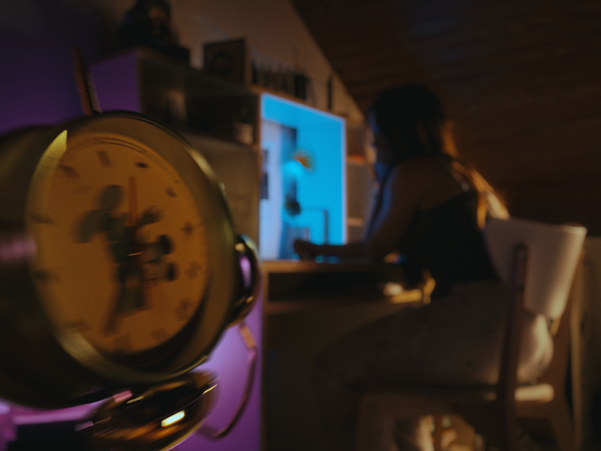 CGI Alarm Clock - vfx done in blender