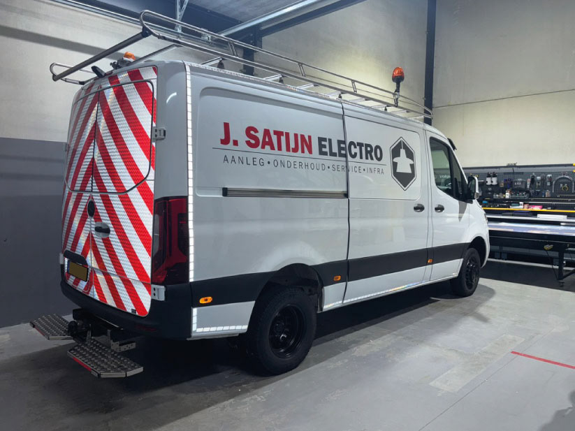 J. Satijn electro en infra