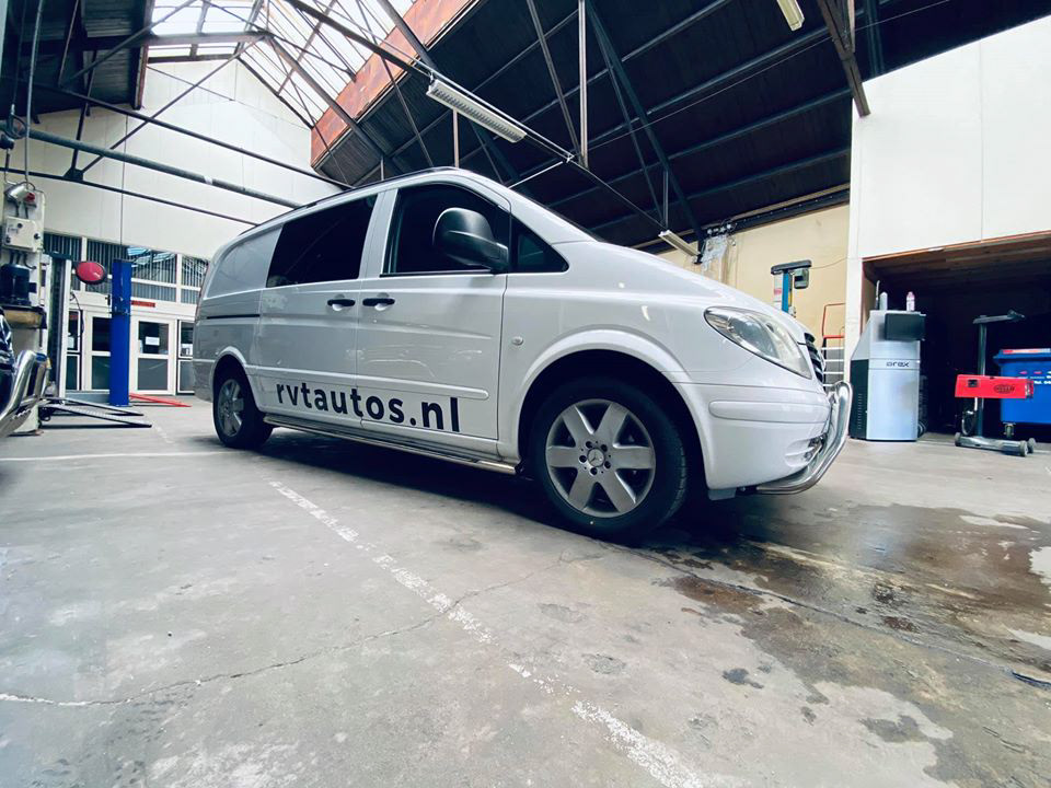 RvT auto's