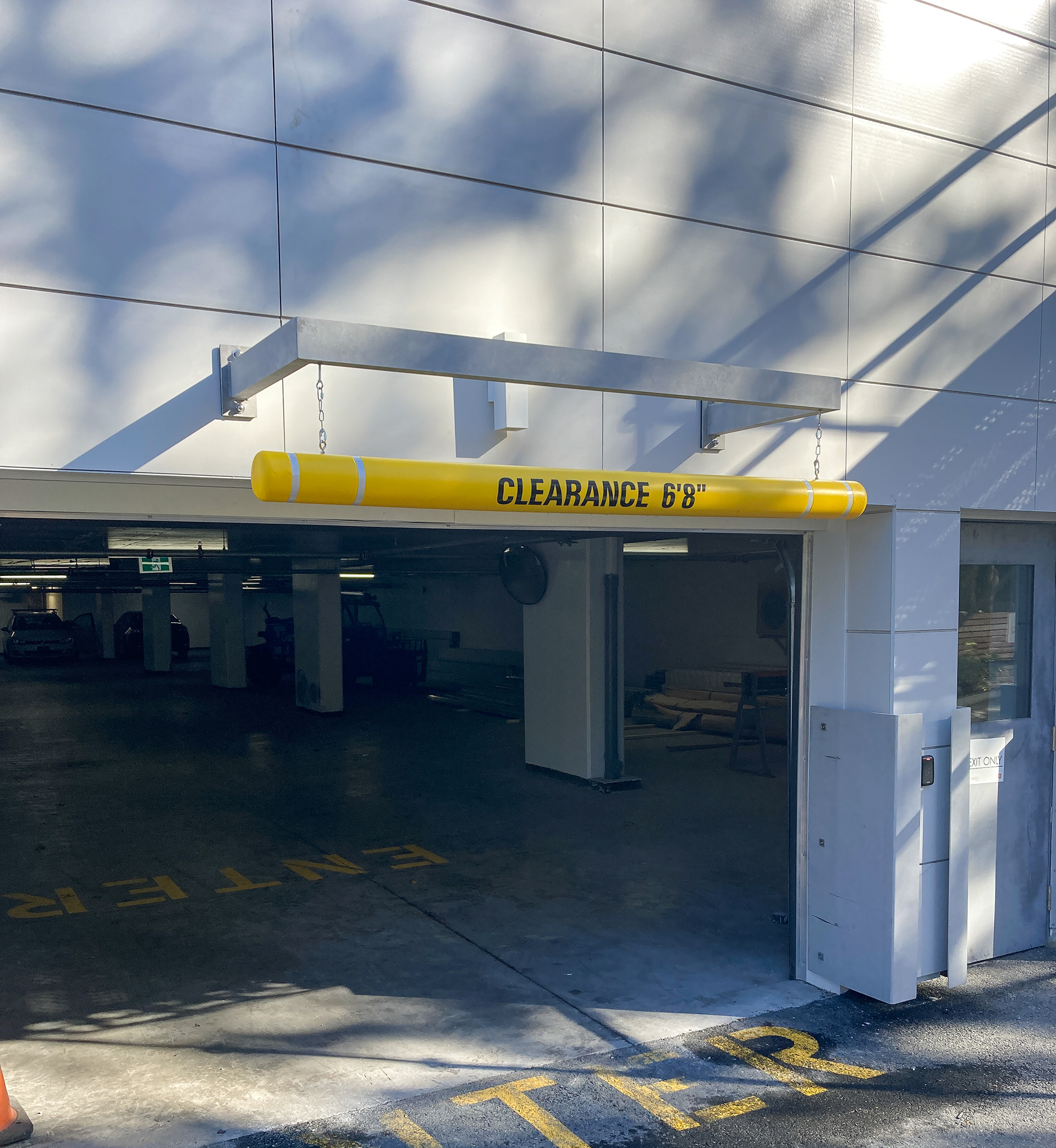 Custom architectural clearance bar, aluminum