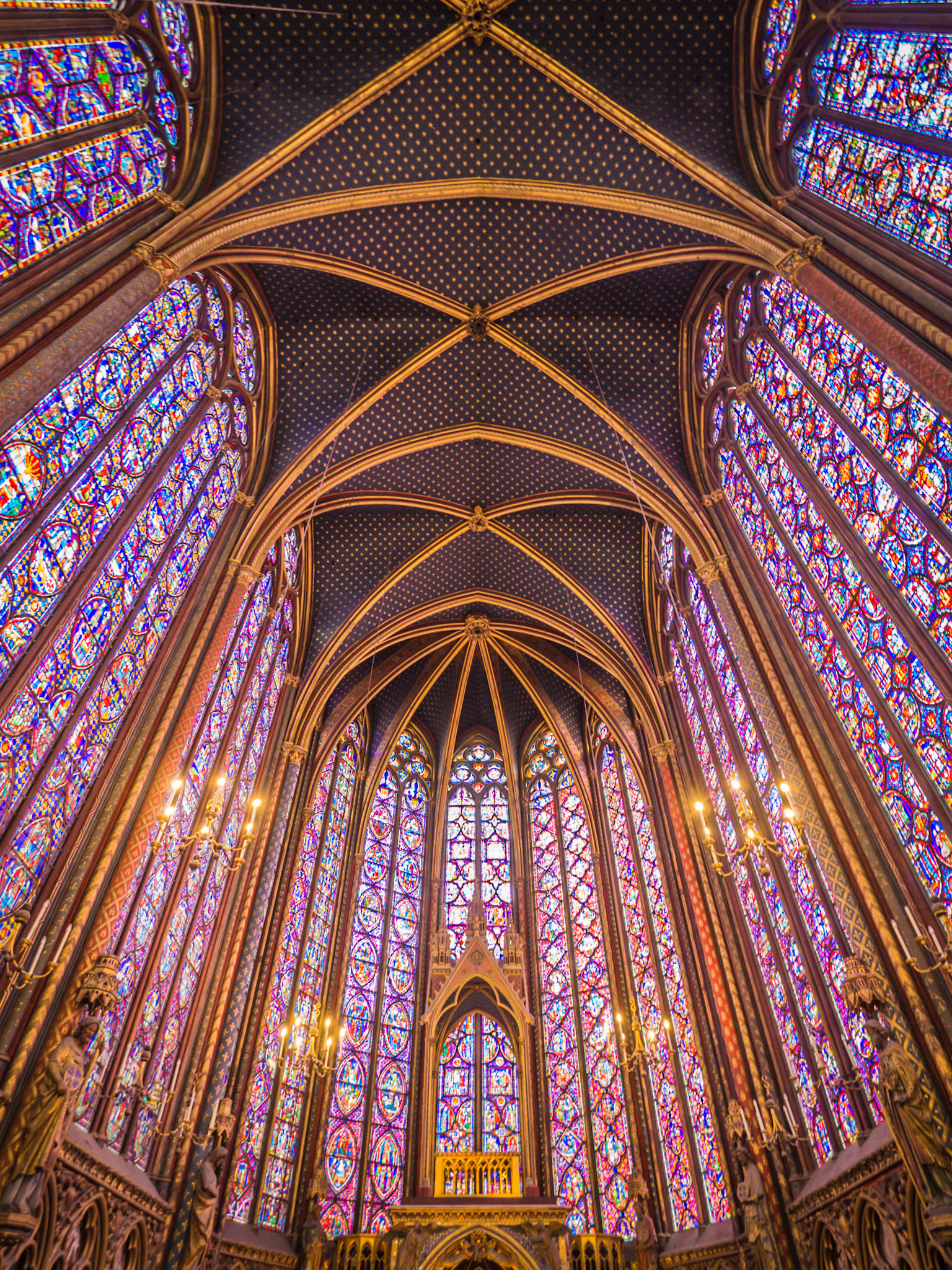 The magnificent stained glass of Saint Chapelle in central Paris