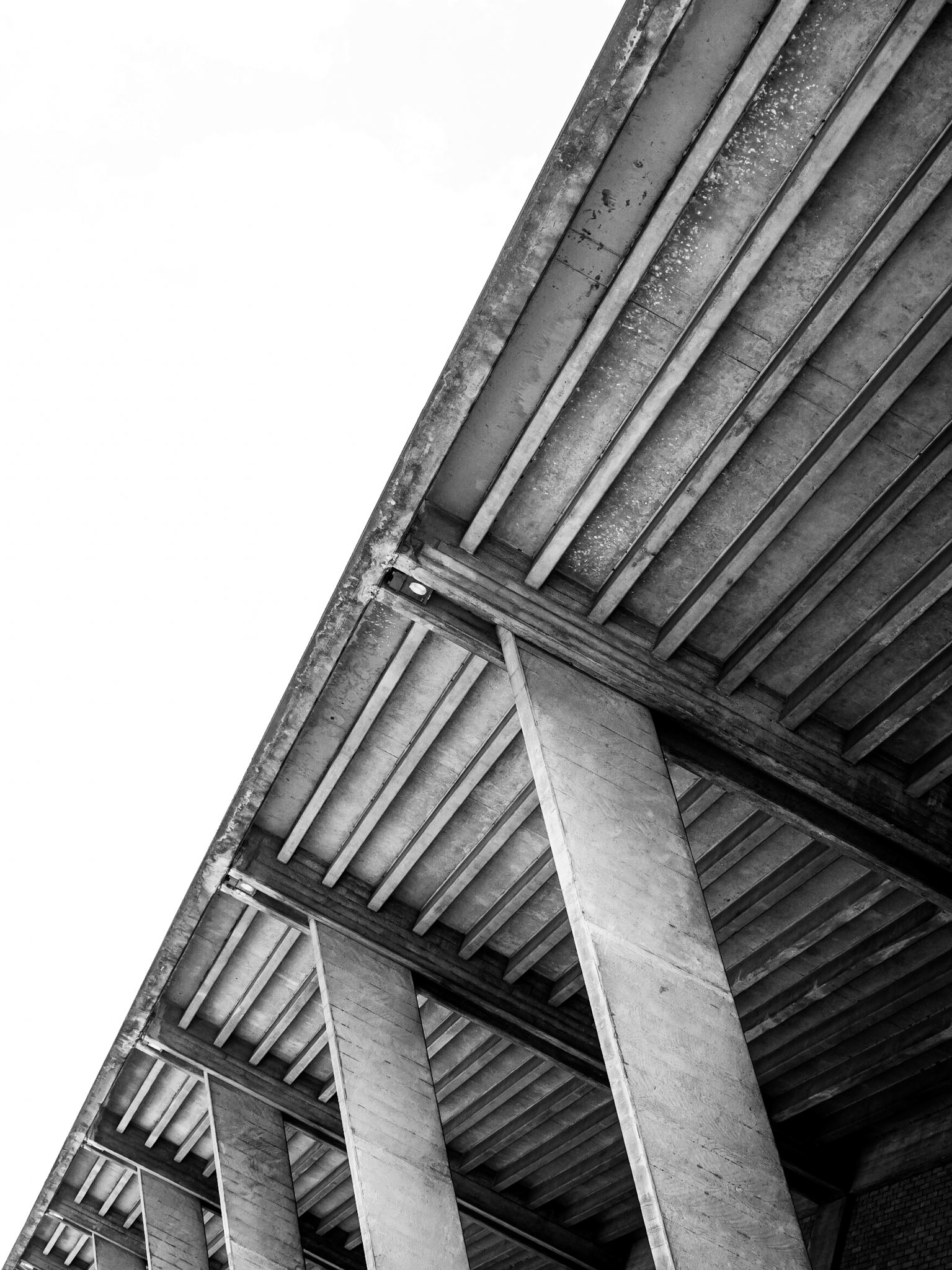 Lines converge on the brutalist architechture of the National Theatre on London's South Bank