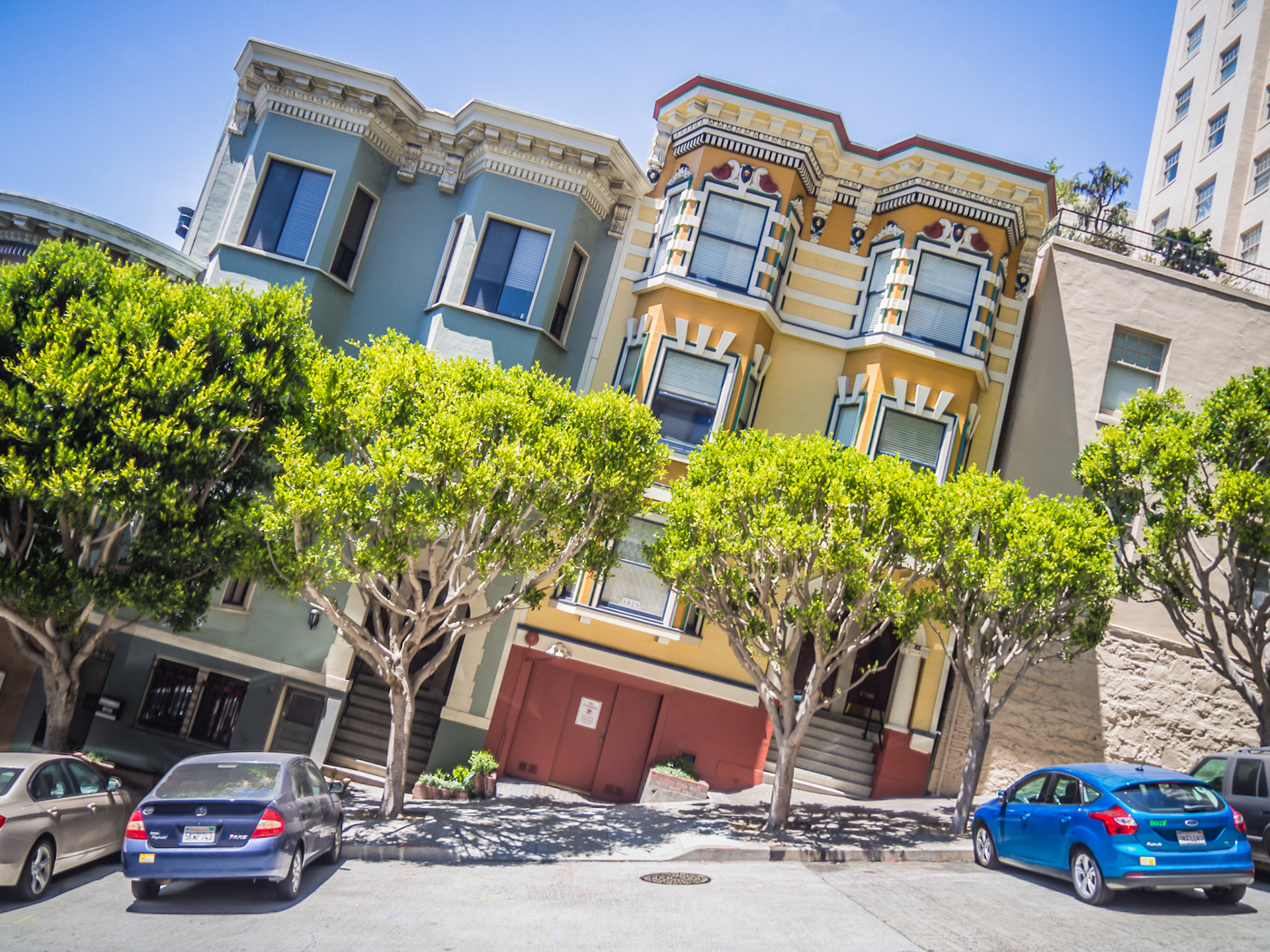 The steep streets of San Francisco mean many cars frequently park sideways on