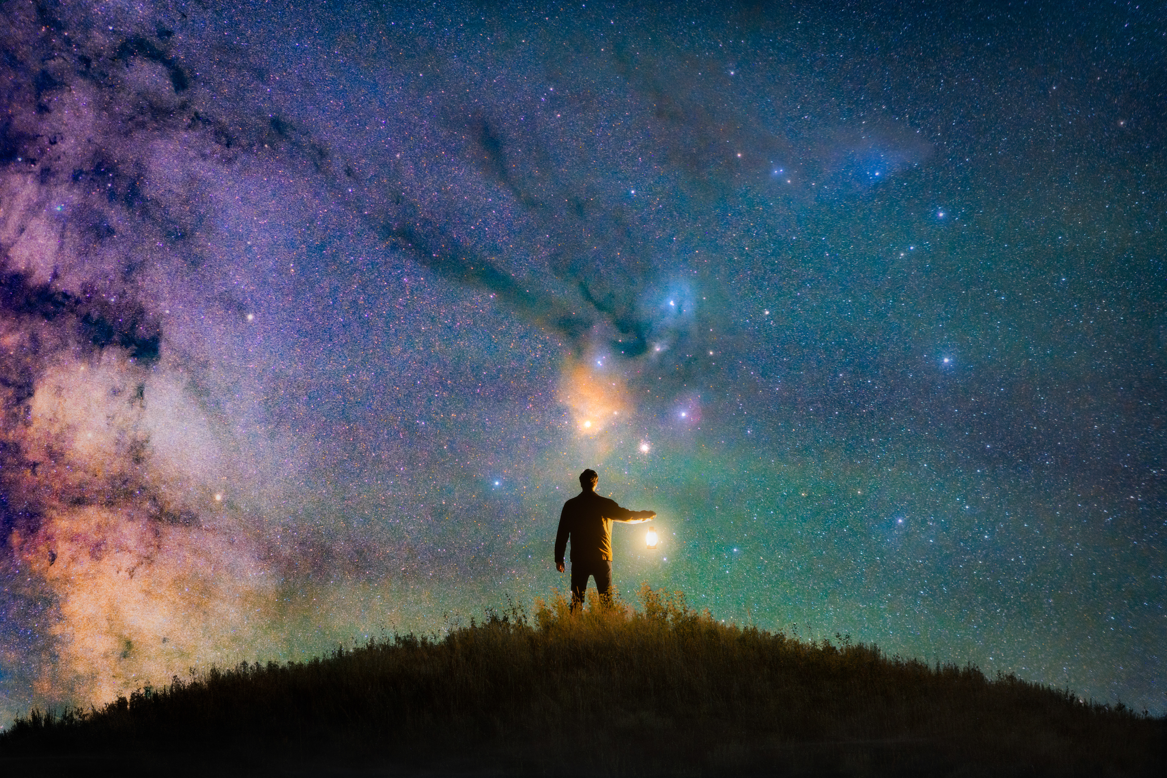 Rho Ophiuchi over a sand hill in North Dakota