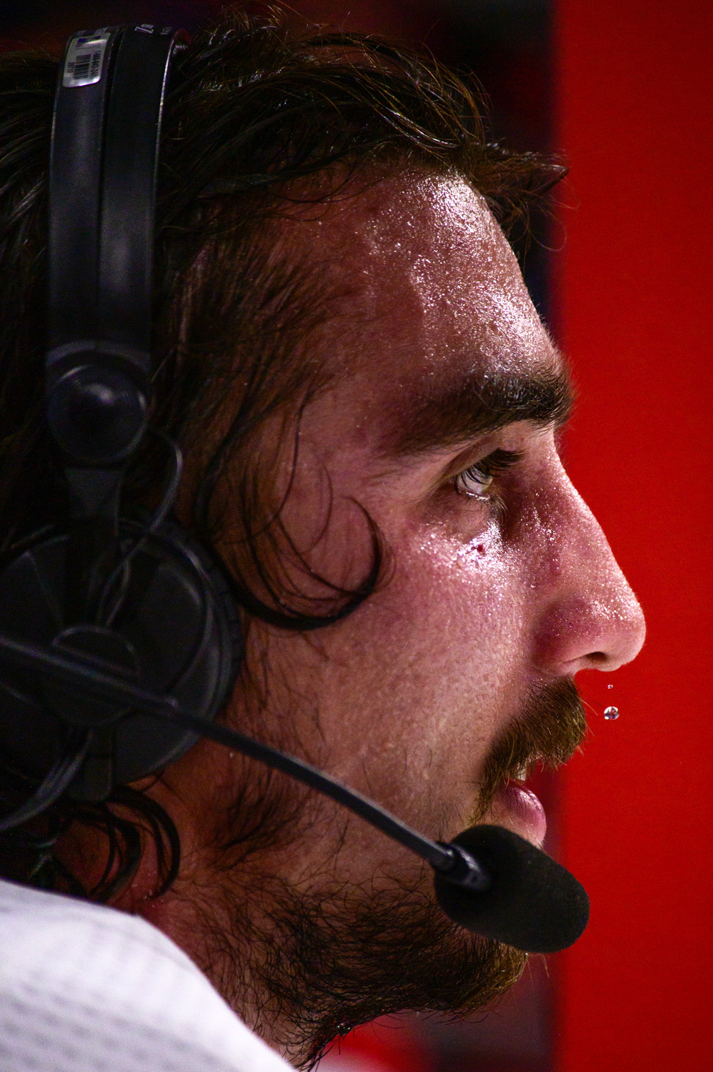 Former Canes goalie Alex Nedeljkovic recorded a 46-save shutout against Carolina on April 14, 2022.