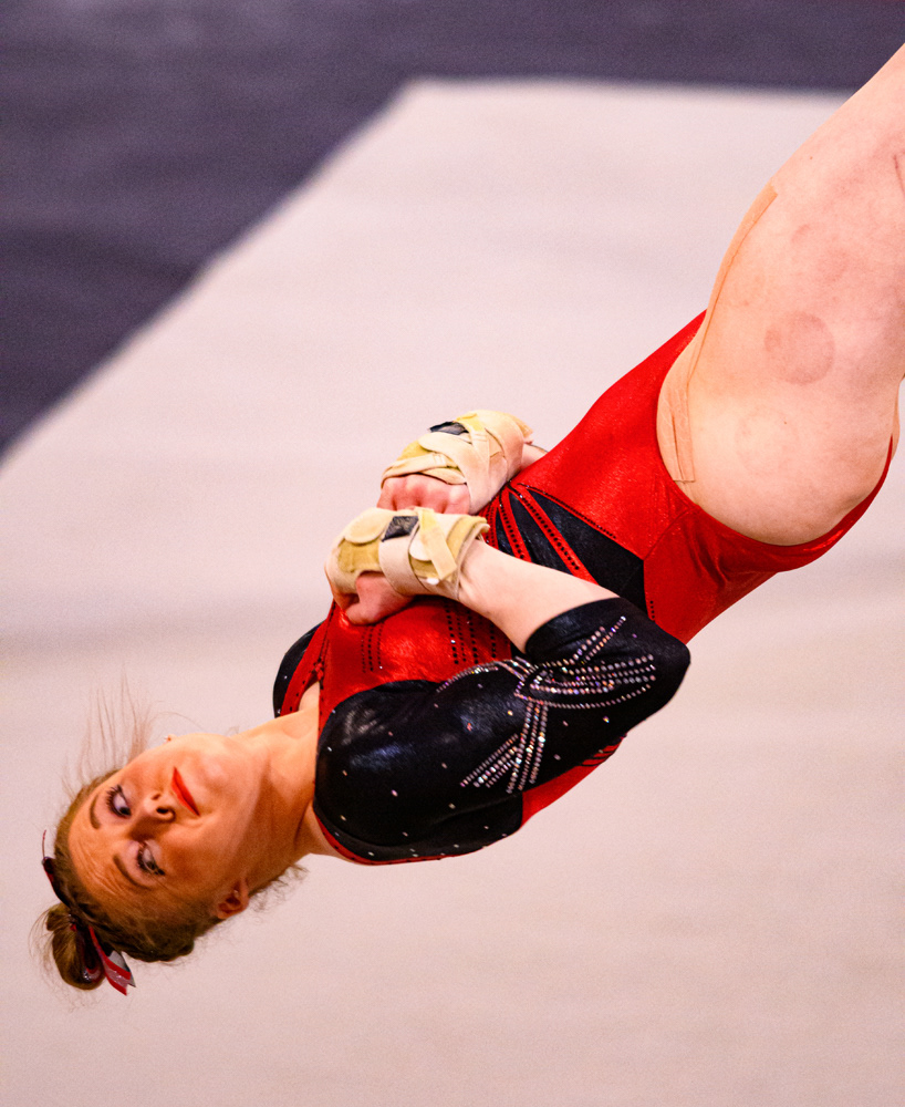 Victoria Prati performs on the floor on March 13, 2021.