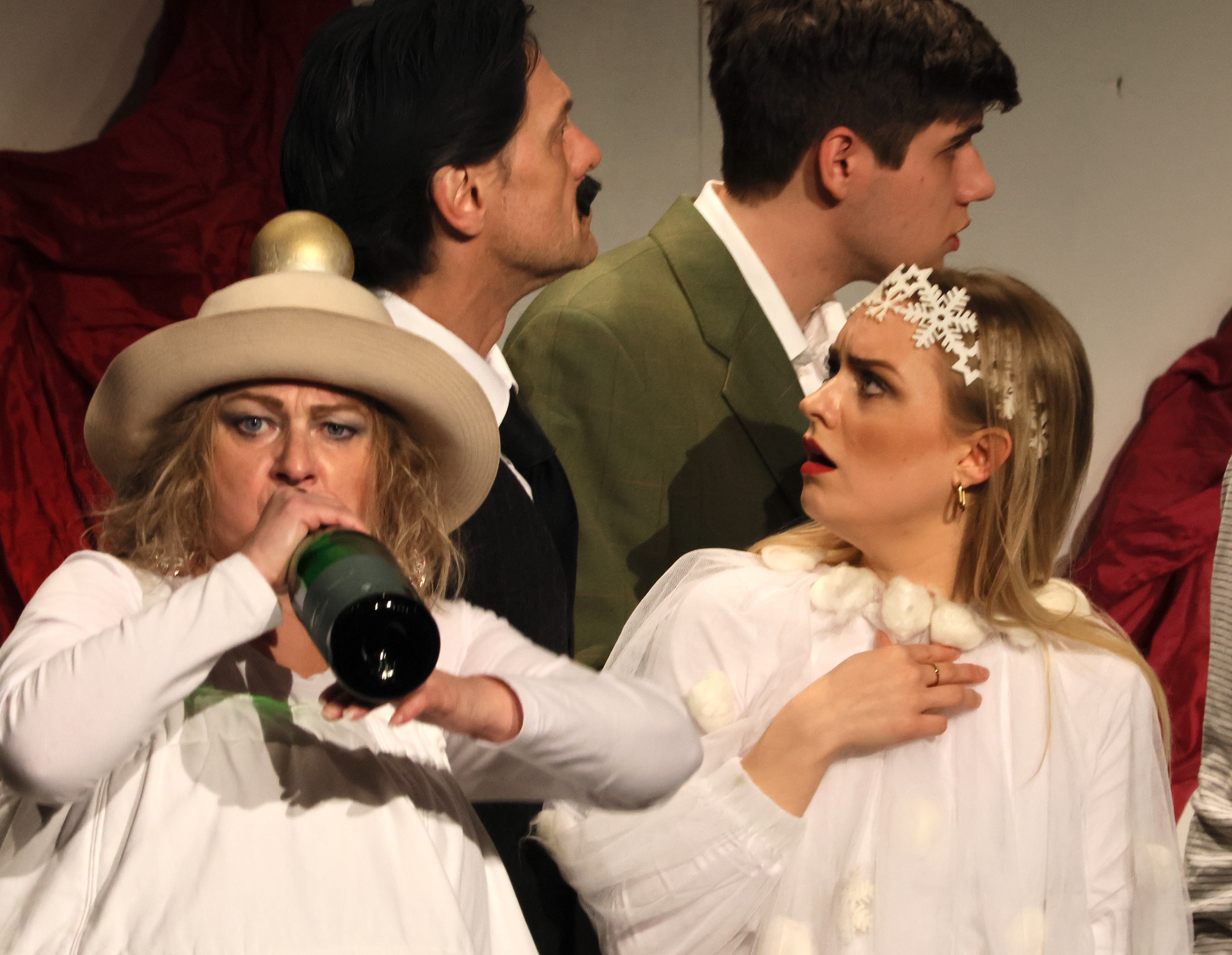 Evi Leutgeb, Gerald Gundacker, Daniel Gröblinger, Franziska Teufl - Foto: Michael Welz