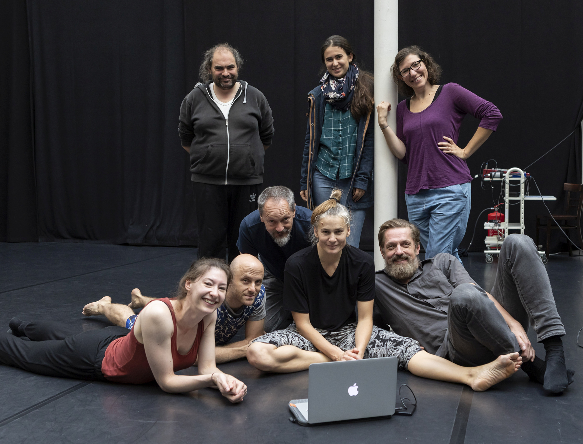 Hannah Timbrell, Gerald Walsberger, Michael Welz, Leonie Wahl, Ernst Kurt Weigel - dahinter Kajetan Dick, Nadine Hack, Christine Berzaczky