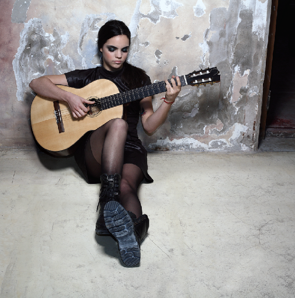 Wardrobe stylist CD Loli Molina - Los Senderos Amarillos Photo - Nora Lezano