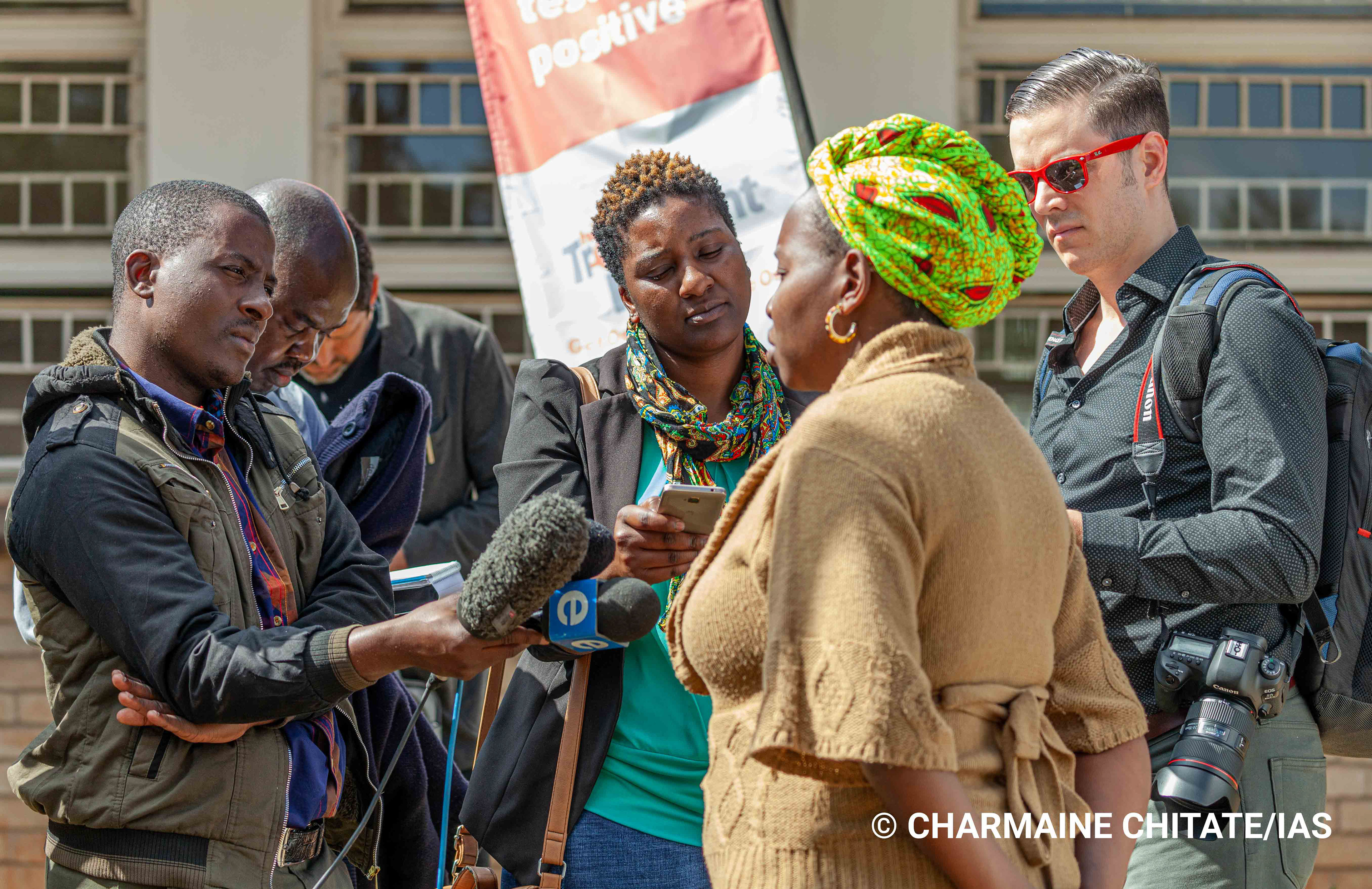 During a recent Media Field Trip facilitated by the International AIDS Society (IAS), journalists interviewed TB/HIV Care Officer, Dr. Sithabiso Dube at Rutsanana Polyclinic in Highfields, Harare - a trip speareheaded by The Union. office in Zimbabwe. (Photographer: Charmaine Chitate/IAS)