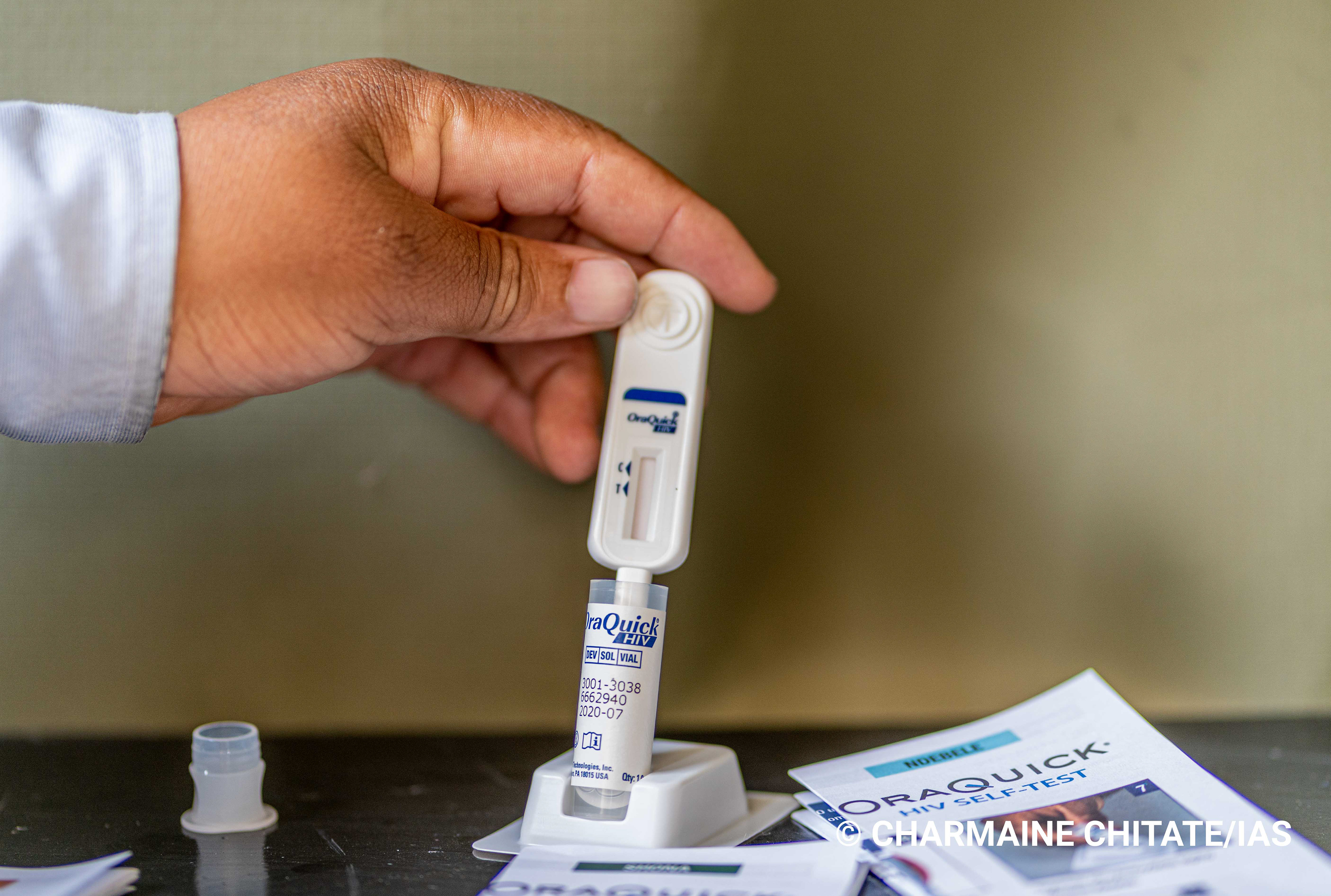 The HIV self testing booth at Turf Clinic in Ngezi allows clients to reduce the amount of exposure to stigma associated with HIV. (Photographer: Charmaine Chitate/IAS)