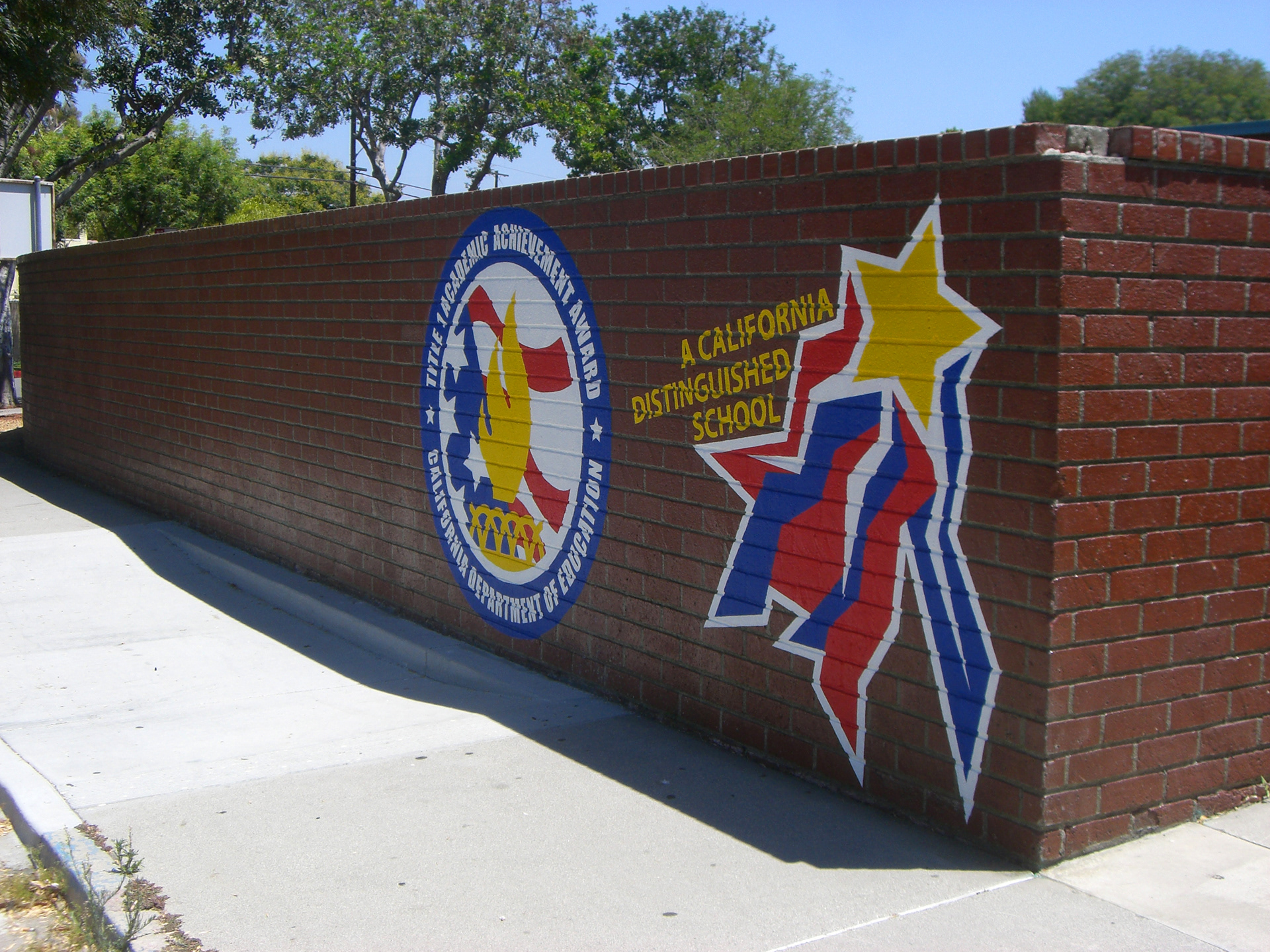 Lakeview Elementary - Santa Fe Springs, CA Acrylic on Brick 20ft x 7ft