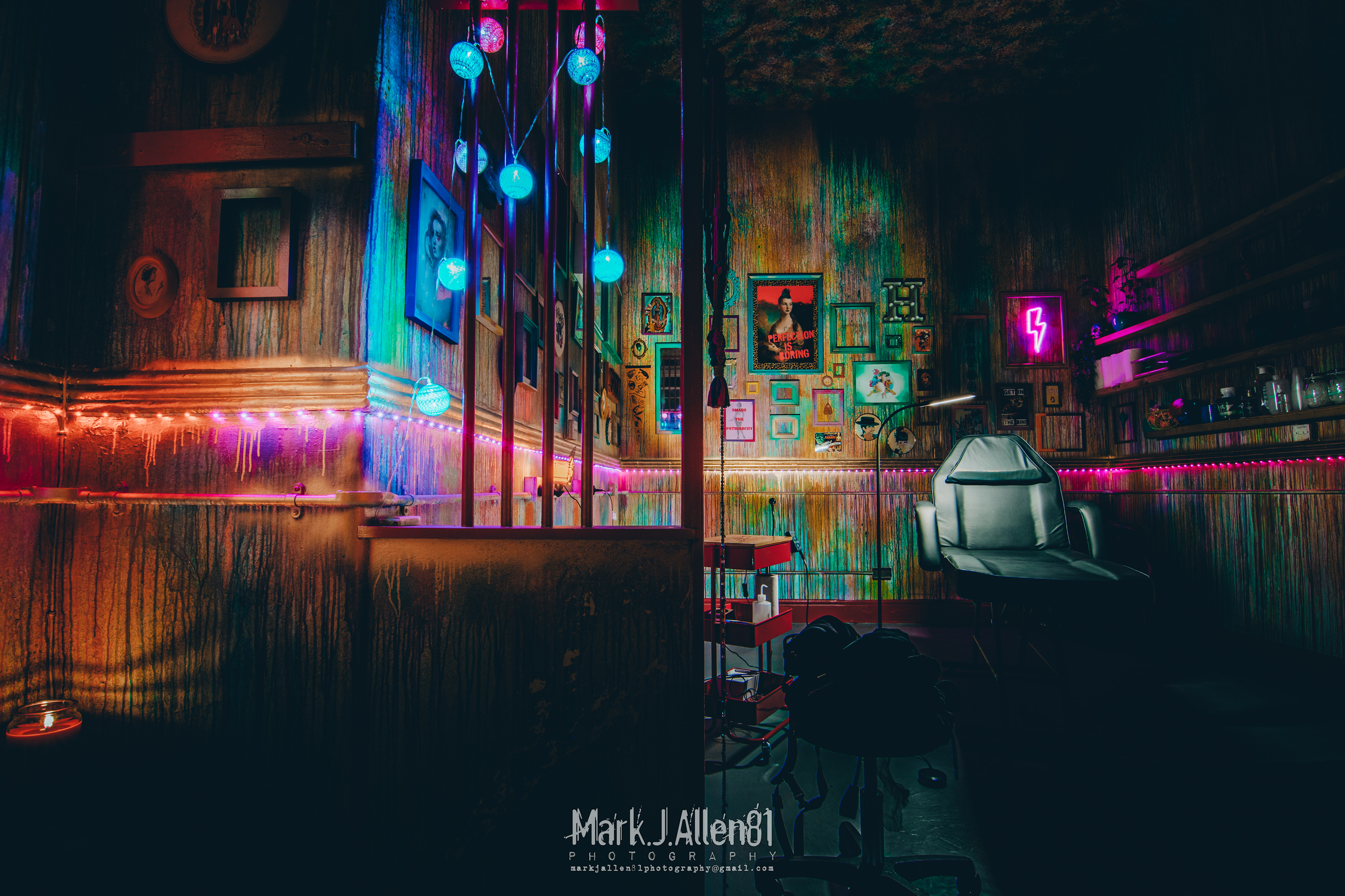 GRAVEDUST & GLITTER TATTOOISTS - NATURAL/AVAILABLE LIGHTING