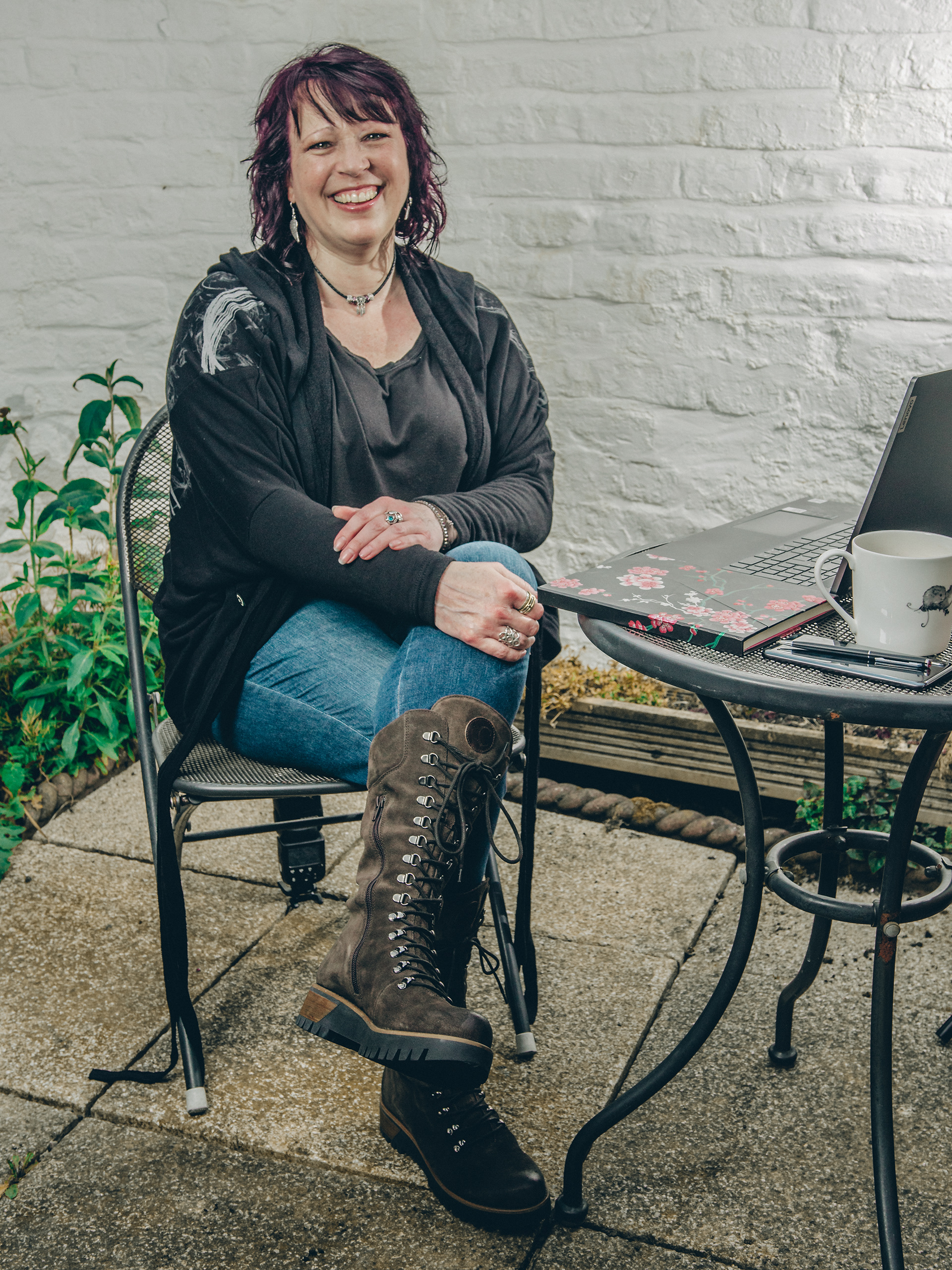 SHOT FOR BEYOND COUNSELLING - NATURAL/AVAILABLE LIGHTING + 2 FLASH SETUP