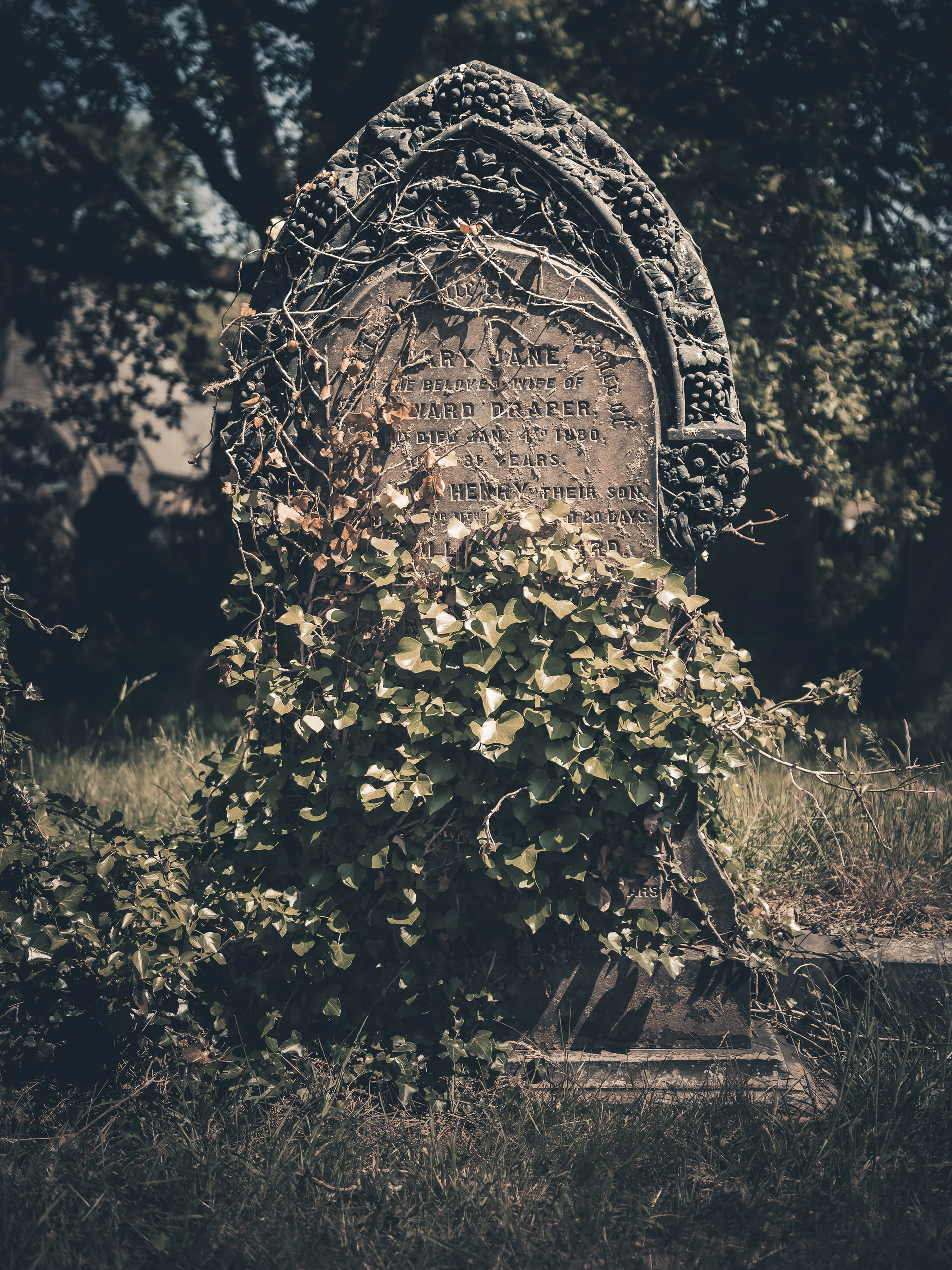 TONGE CEMETERY, BOLTON