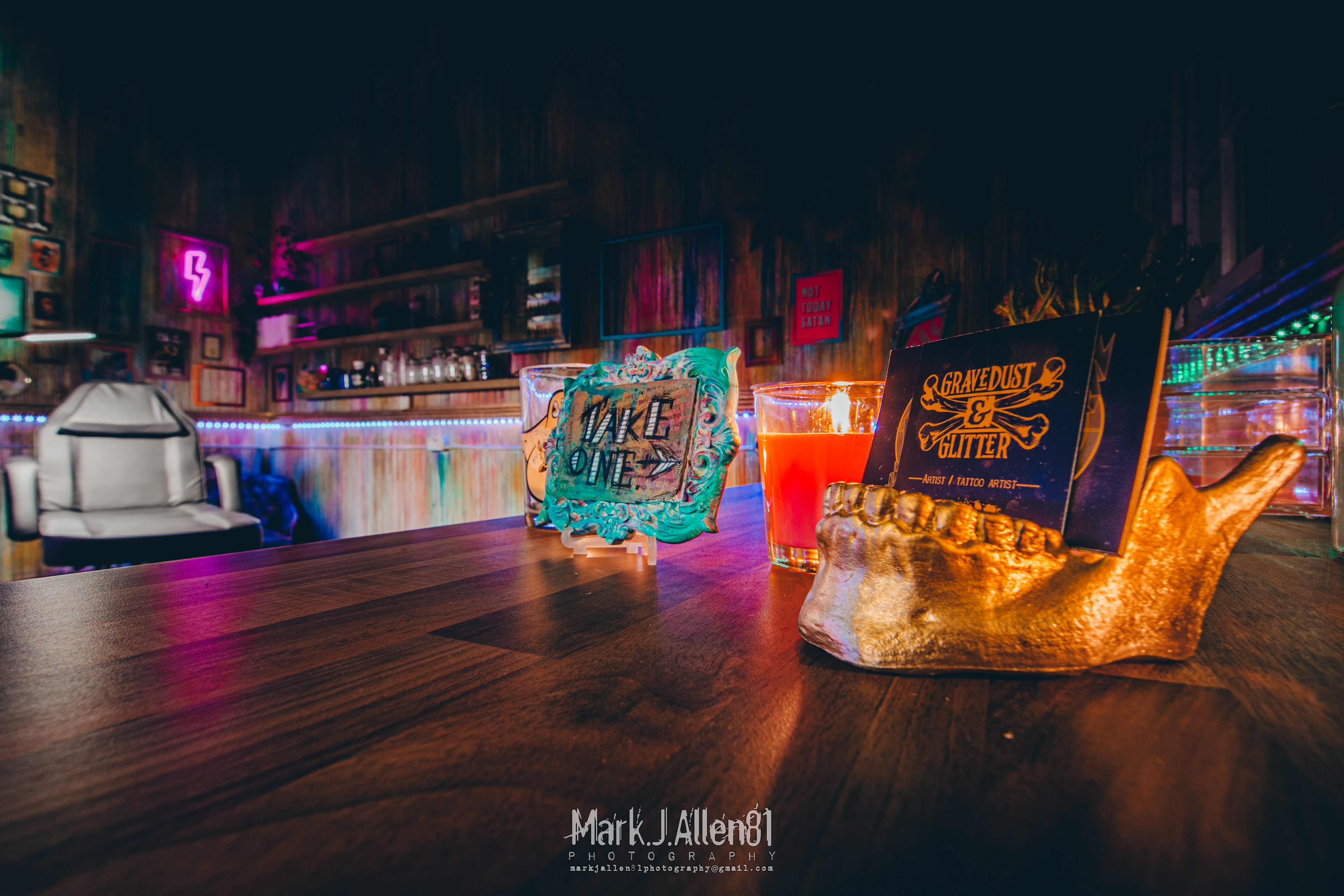 GRAVEDUST & GLITTER TATTOOISTS - NATURAL/AVAILABLE LIGHTING